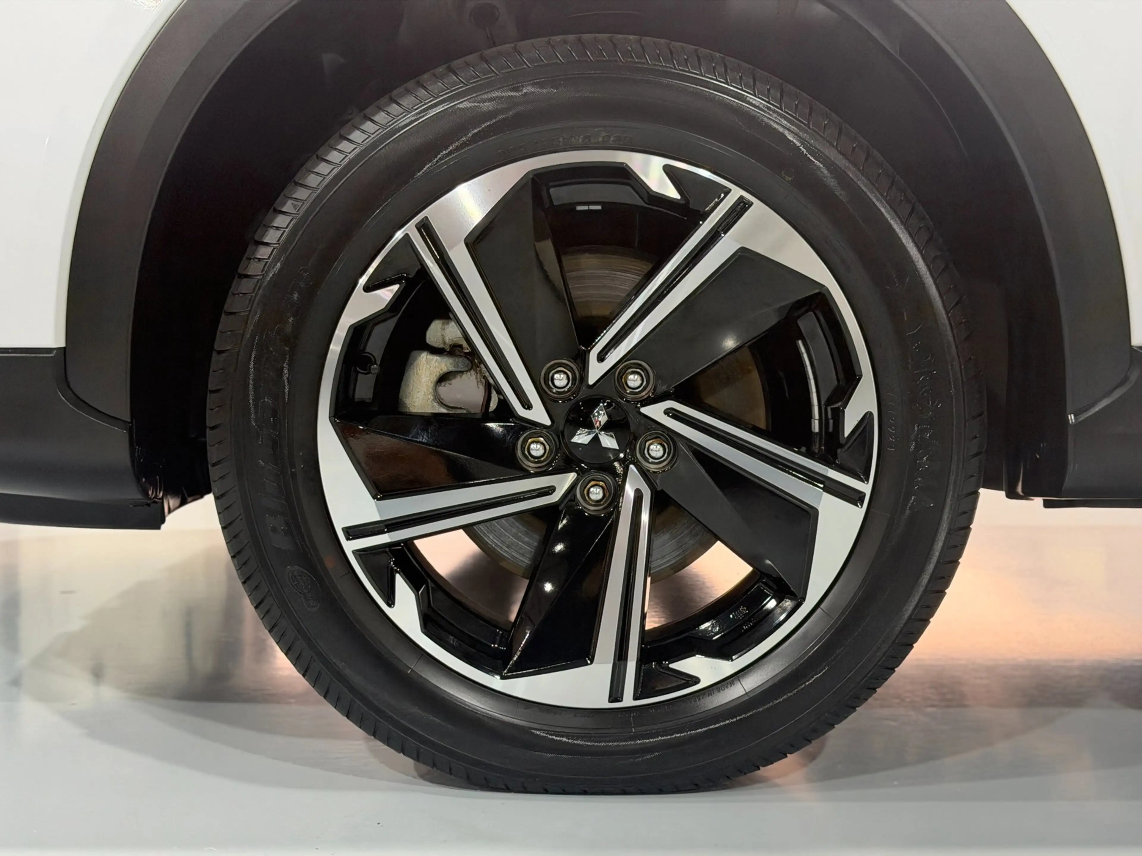 Mitsubishi Eclipse Cross 2.4 PHEV Instyle / Keyless / Stoel Verwarming / Cr — photo 5