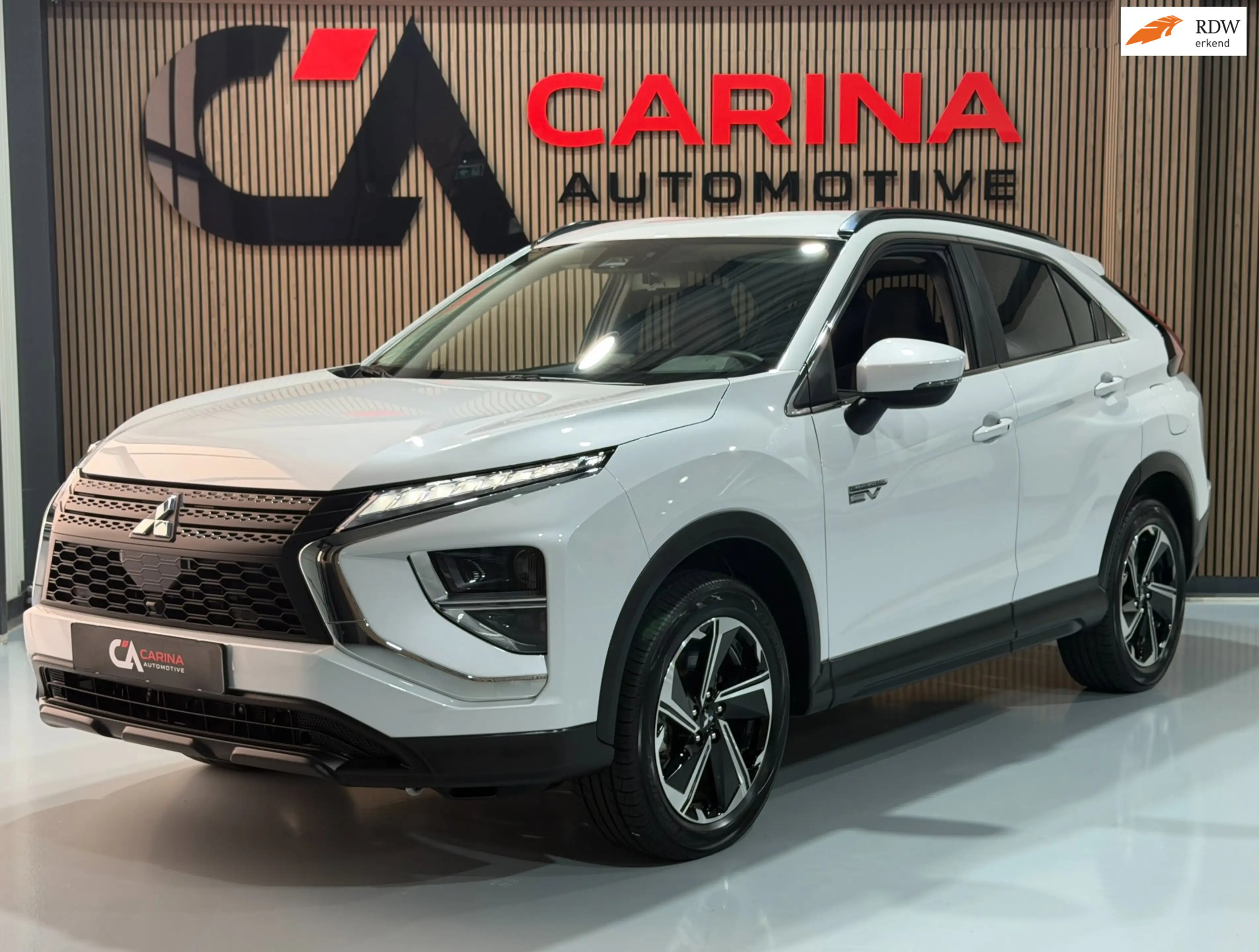 Mitsubishi Eclipse Cross 2.4 PHEV Instyle / Keyless / Stoel Verwarming / Cr
