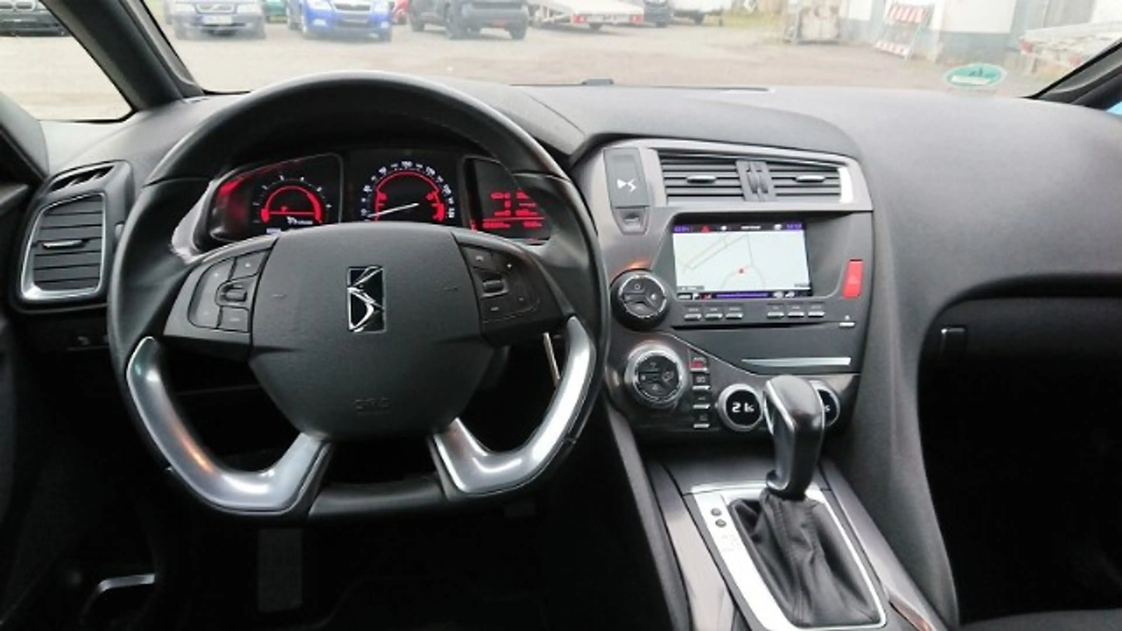 DS Automobiles DS 5 BlueHDi 180 EAT6 Automatik Navi SHZ EURO 6 — photo 11