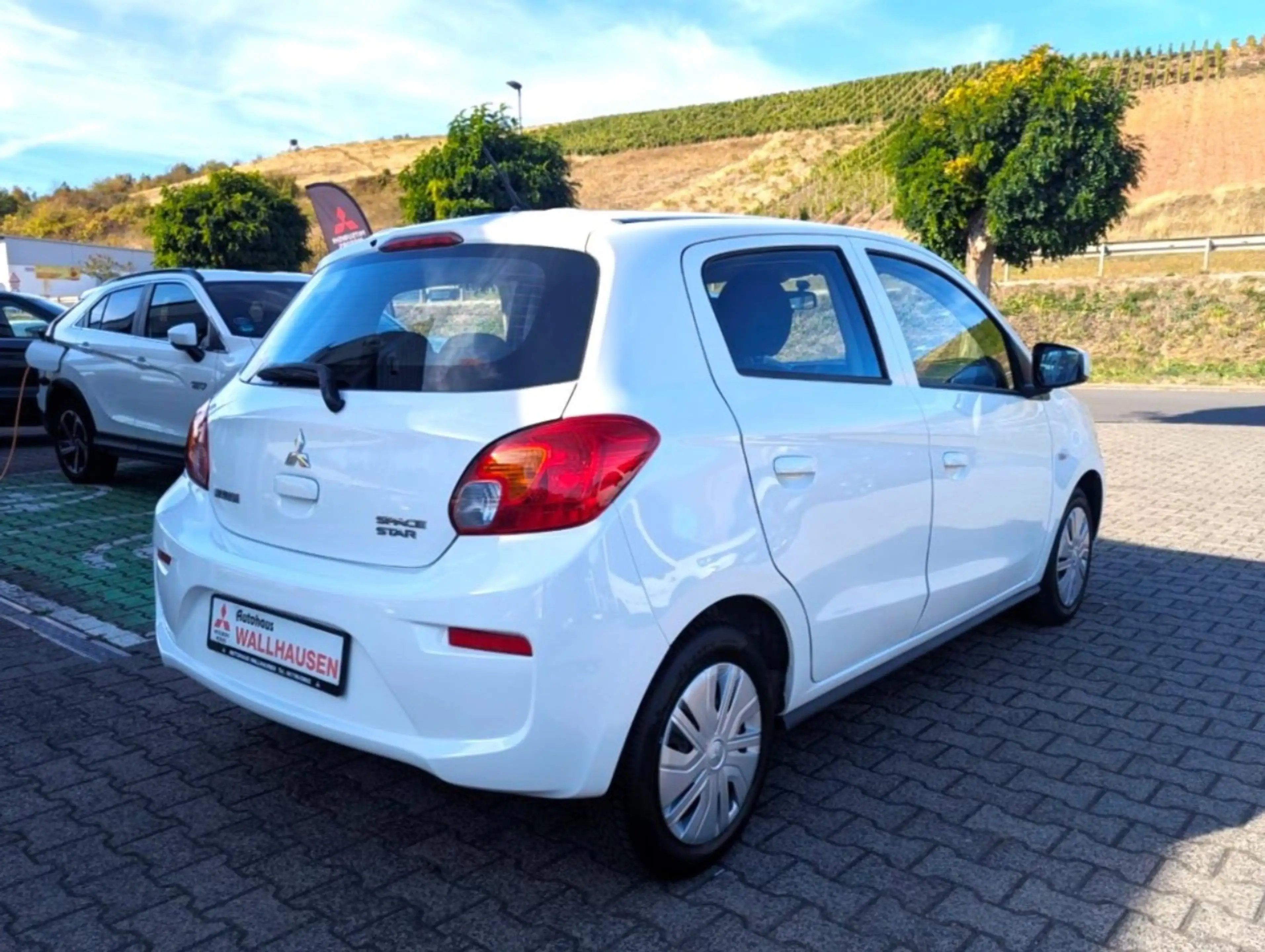 Mitsubishi Space Star Diamant 1.0 MIVEC 5-Gang — photo 4