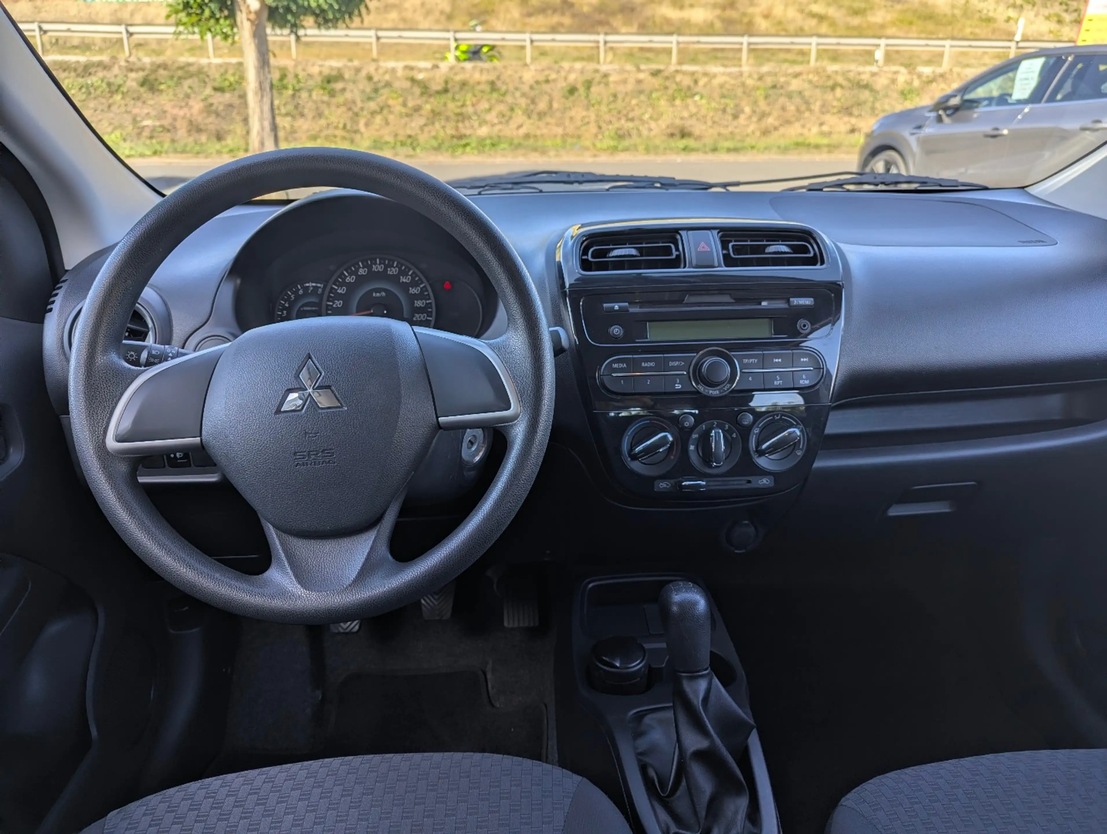Mitsubishi Space Star Diamant 1.0 MIVEC 5-Gang — photo 9