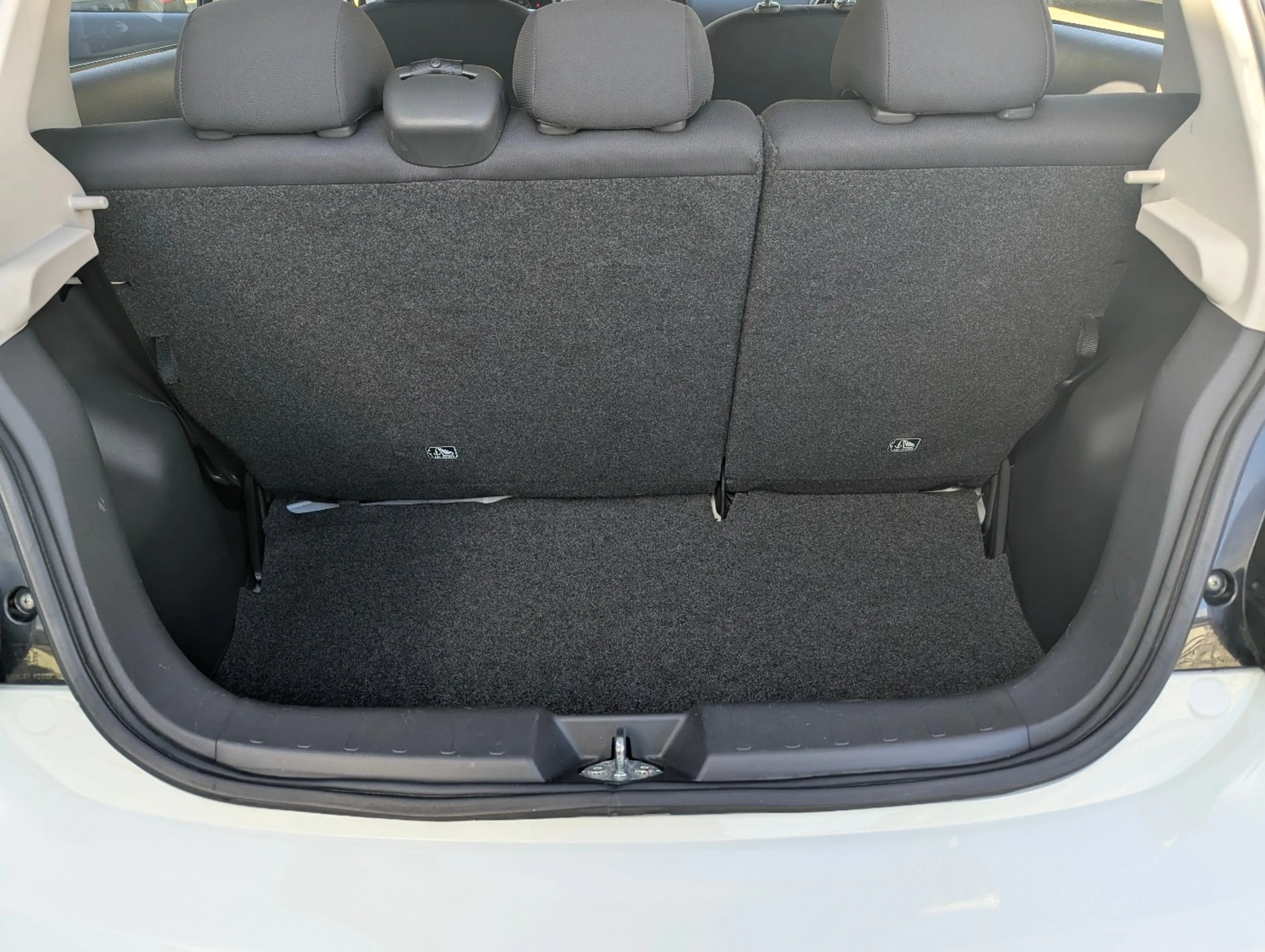Mitsubishi Space Star Diamant 1.0 MIVEC 5-Gang — photo 11