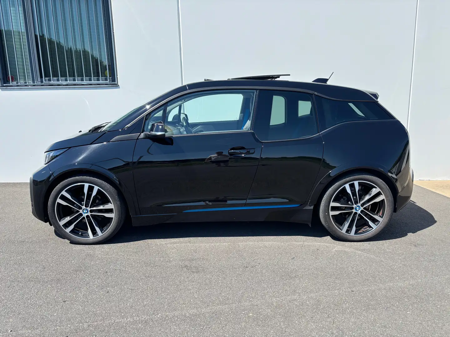 BMW i3 i3 42,2kWh Schwarz - 2