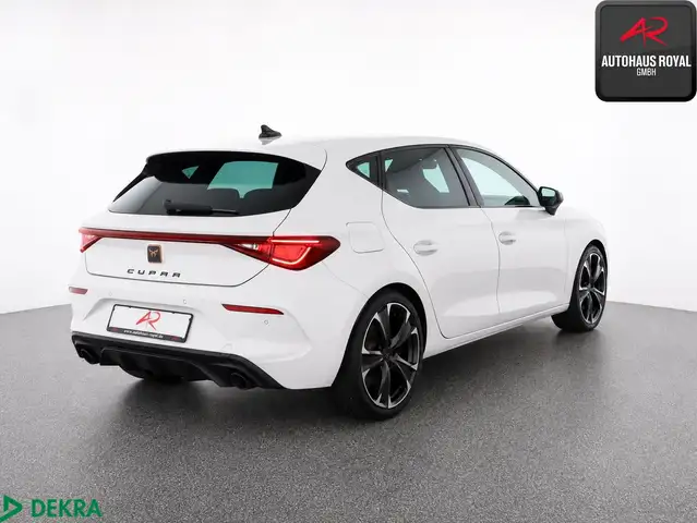 CUPRA Leon view 5