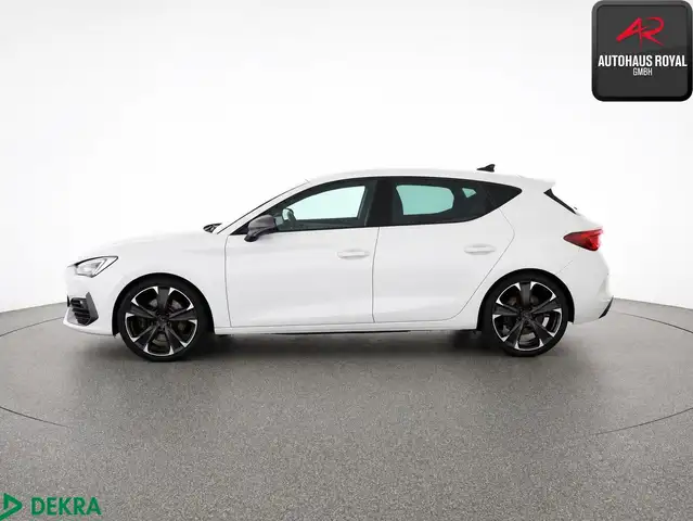 CUPRA Leon view 2