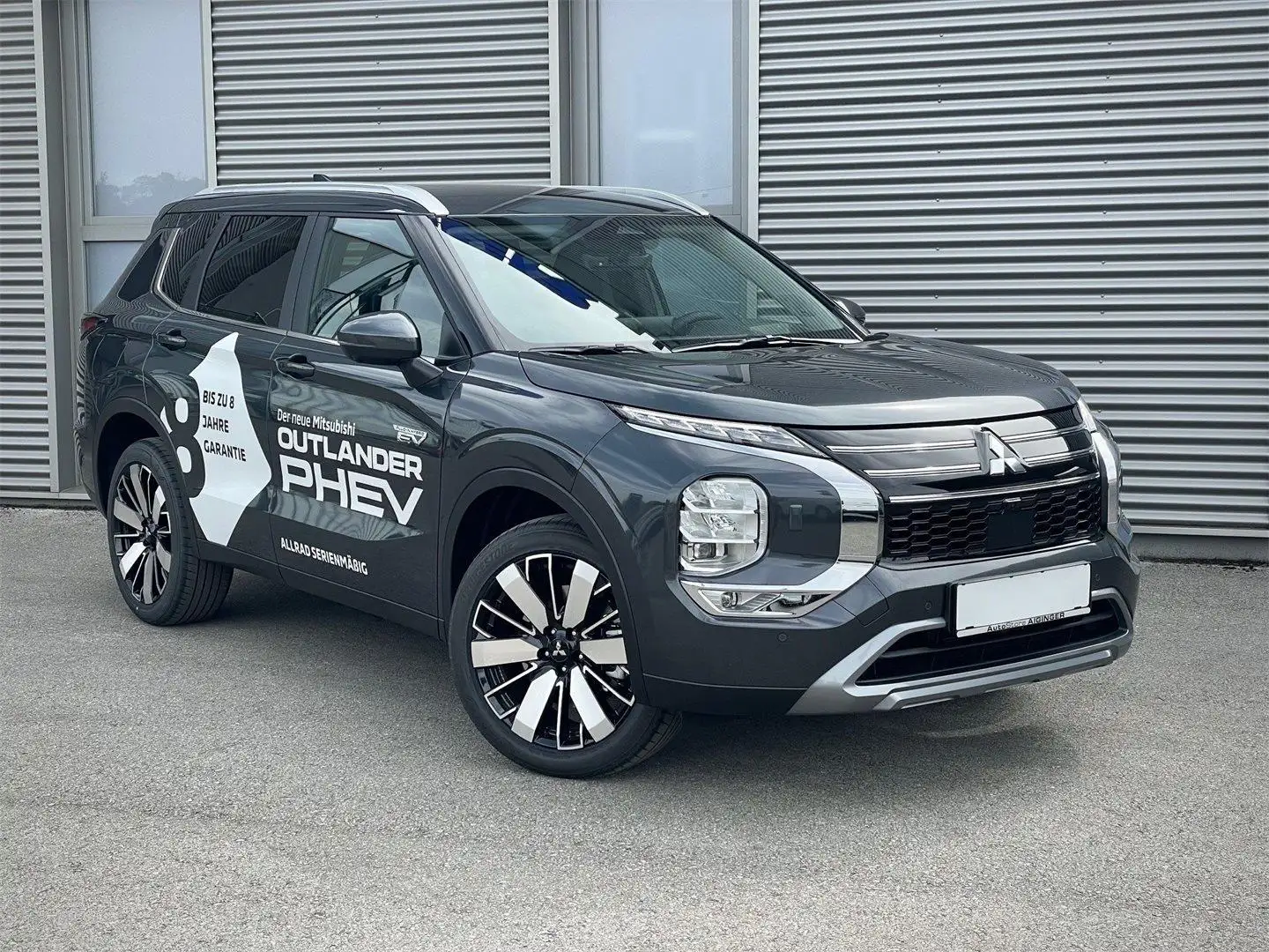 Mitsubishi Outlander PHEV Intense AWD 2025 Grau - 1