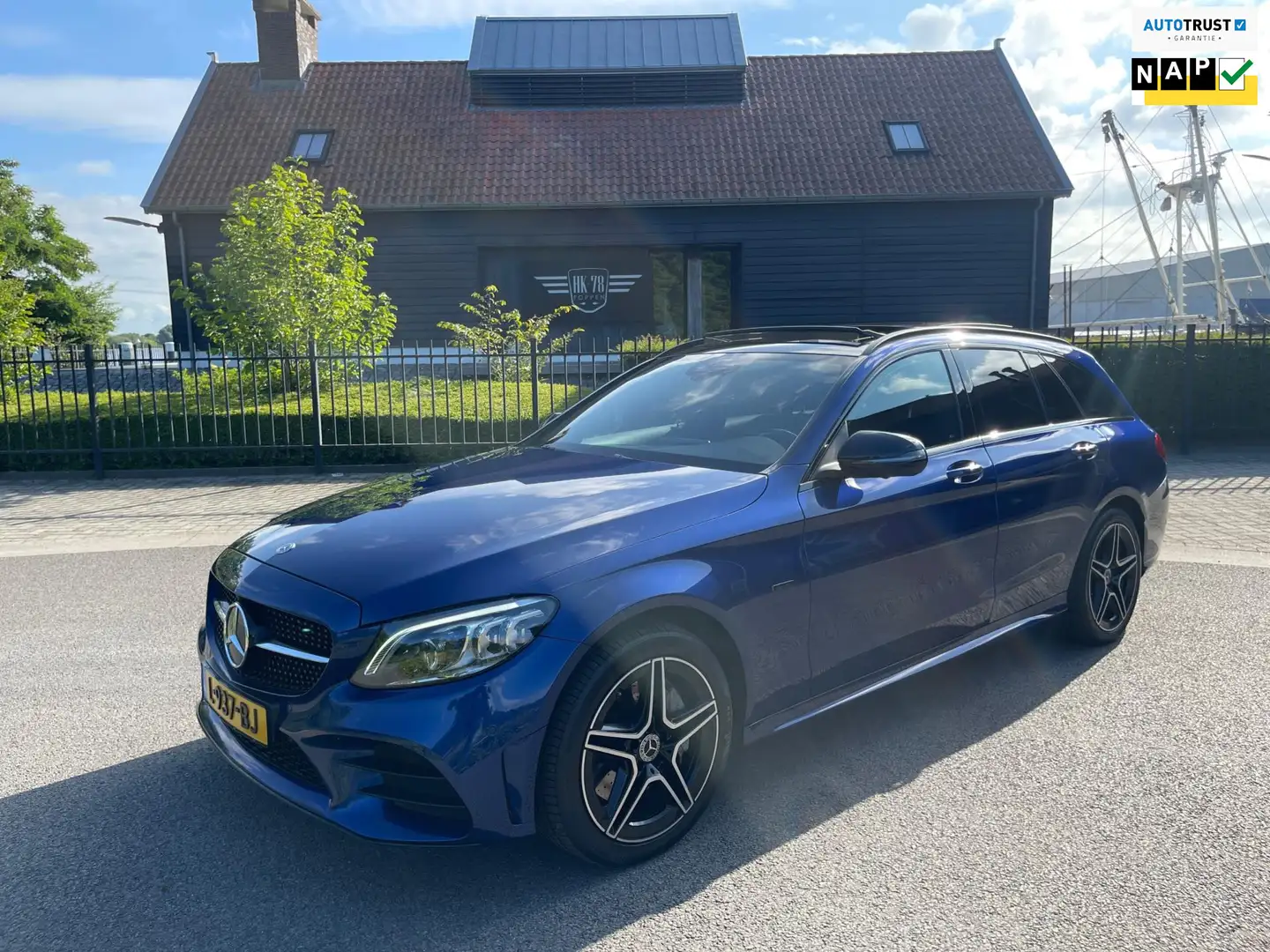 Mercedes-Benz C 300 Estate e HYBRIDE AMG NIGHT-PAKKET PANORAMADAK 360" Blauw - 1
