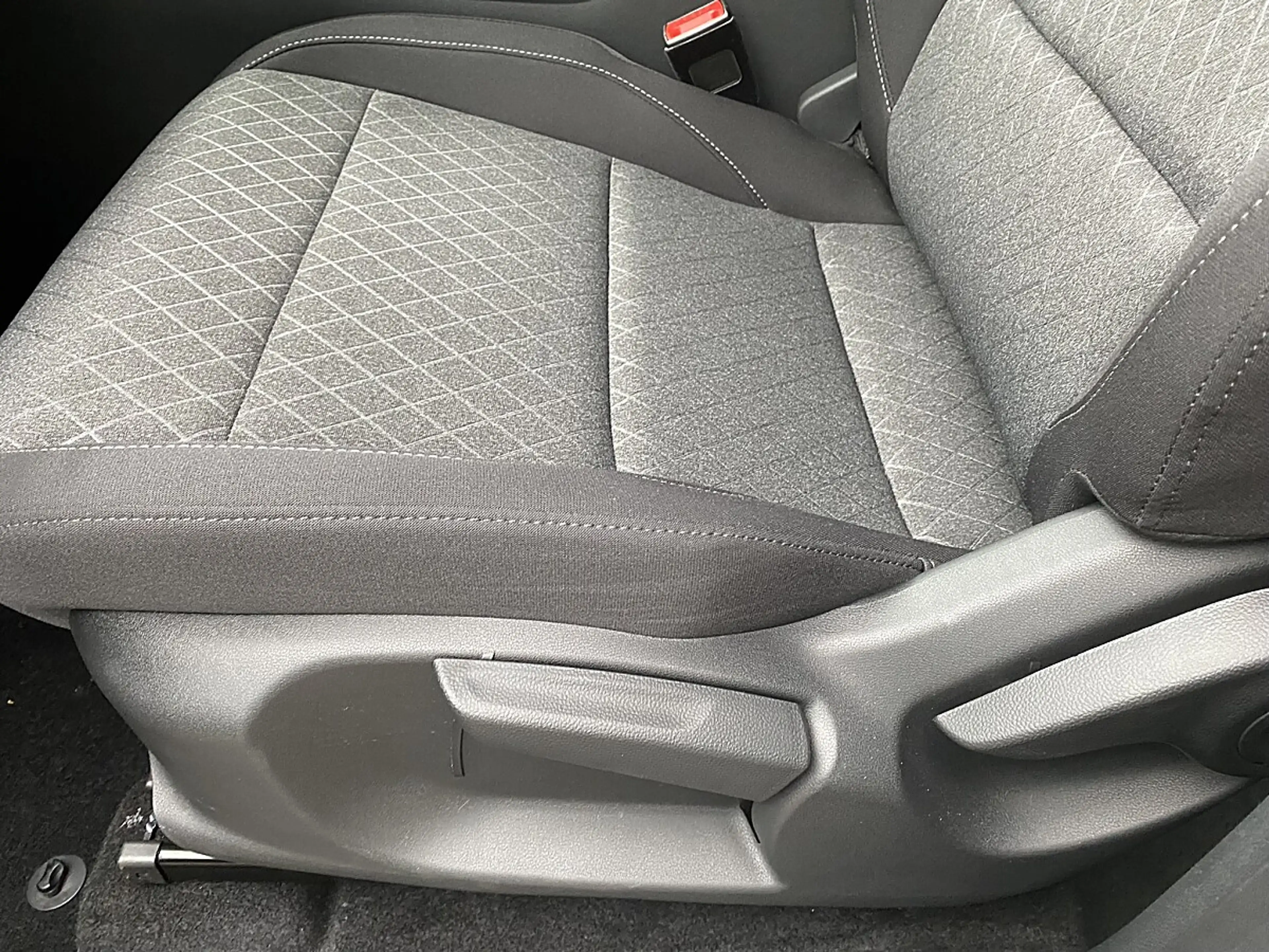 MG ZS 1.5 Hybrid+ Select "Barkaufspreis" — photo 35
