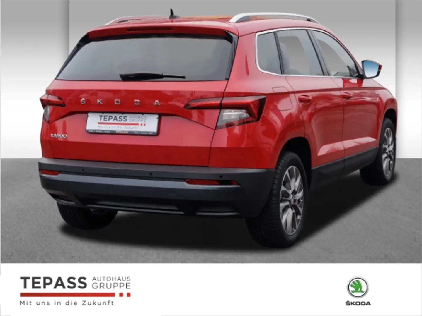 Skoda Karoq 1,5l TSI Clever NAVI LED PDC KESSY Rot - 2