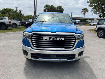RAM 1500 Crew Cab Longbed Laramie