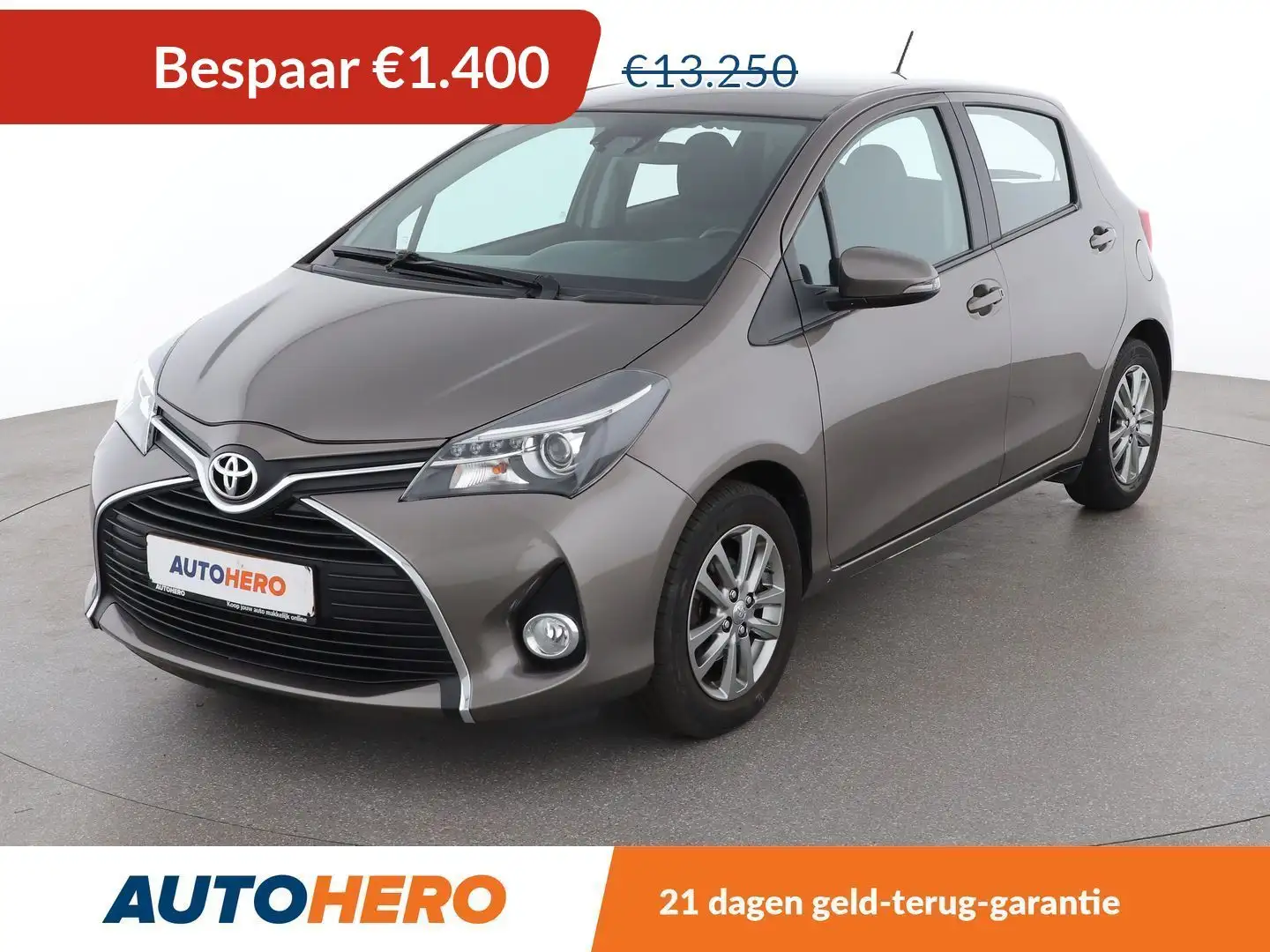 Toyota Yaris 1.33 Dual VVT-i Club Gris - 1