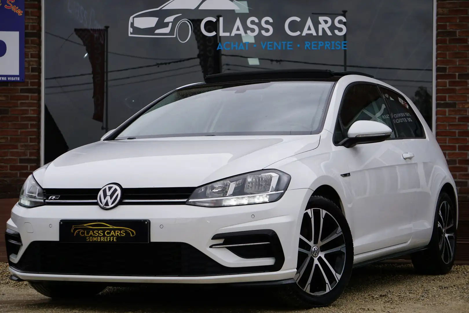 Volkswagen Golf 1.0 TSI R-LINE/ CARNET/ PANO/ DISTRONIC/ CLIM/ 6DT Biały - 1