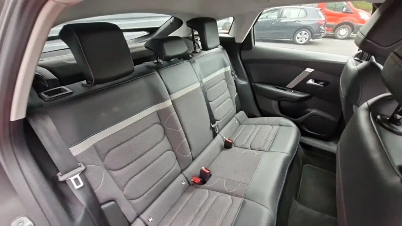 Citroen C4 Berline — photo 8