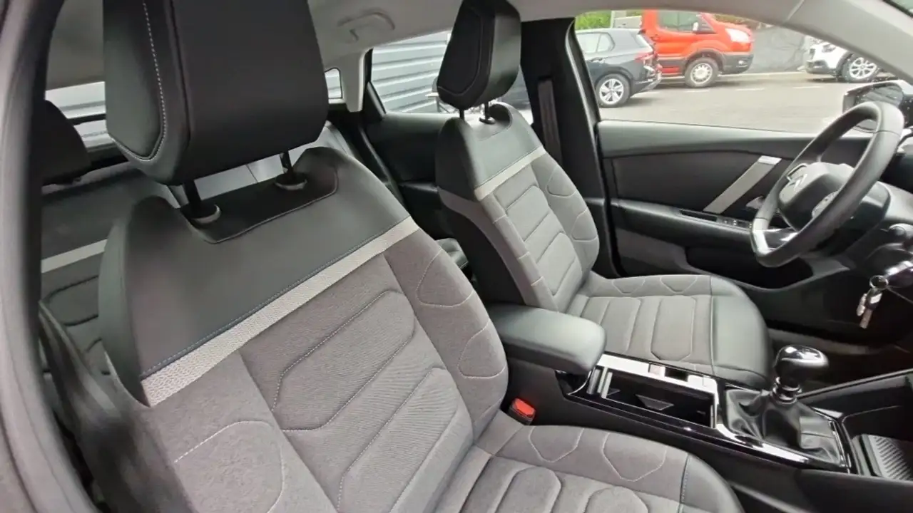 Citroen C4 Berline — photo 6