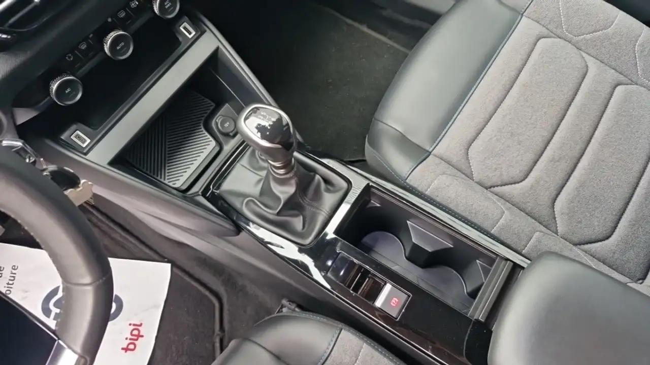 Citroen C4 Berline — photo 23