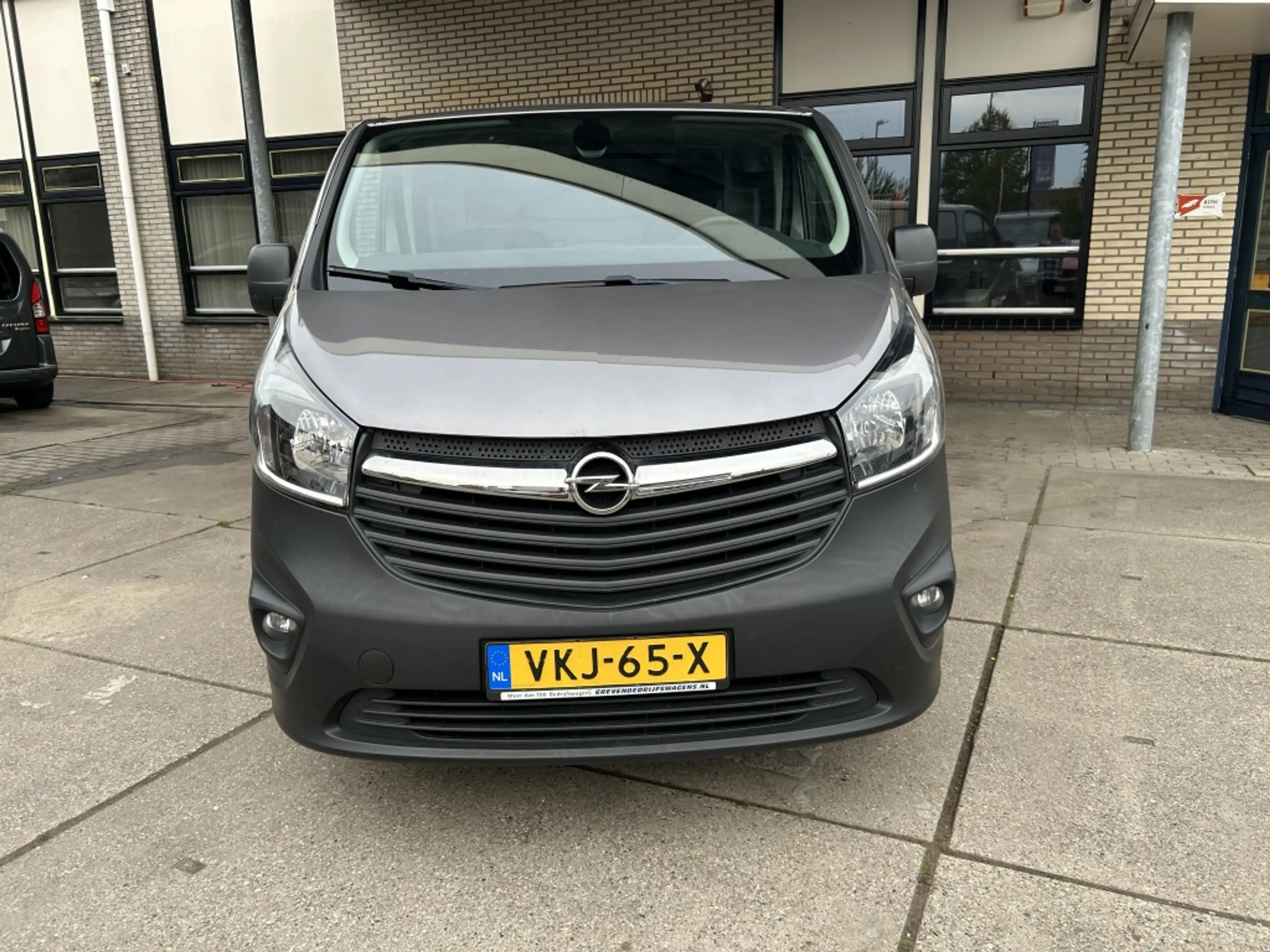 Opel Vivaro 1.6 CDTI L1H1 GRIJS AIRCO NAVI MARE EUR 6 — photo 2
