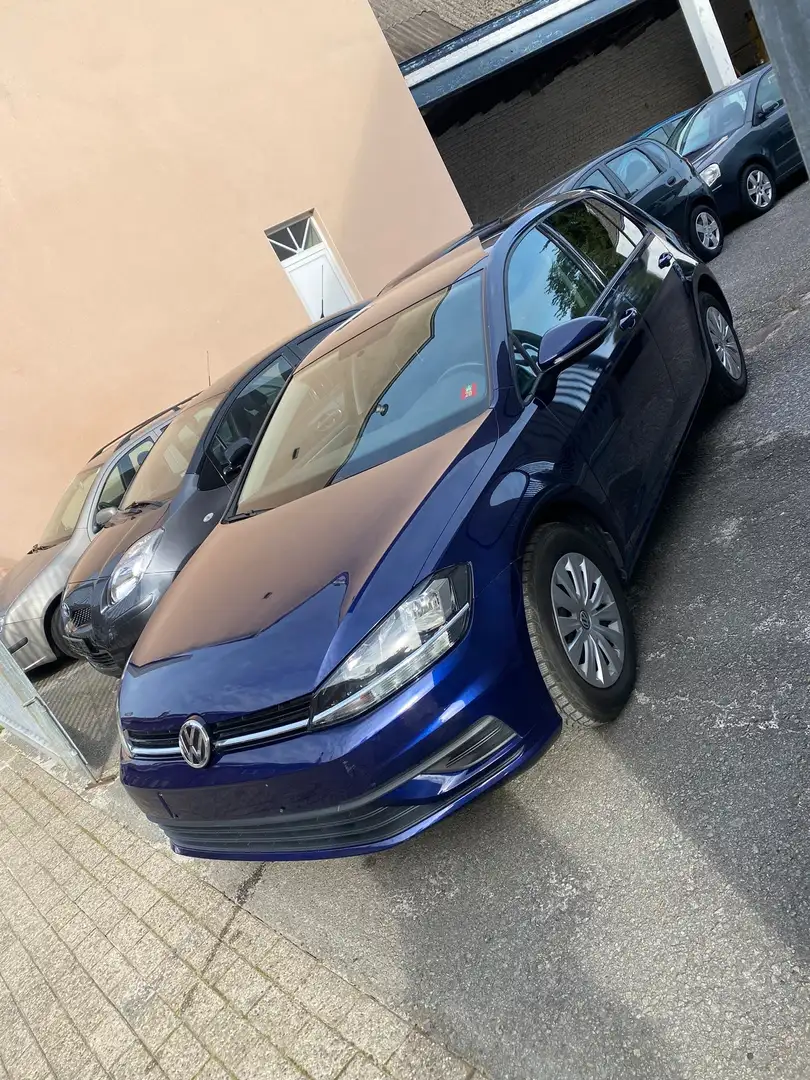 Volkswagen Golf Golf 1.6 CR TDi BMT Comfortline 12 MOIS DE GARANTI Schwarz - 1