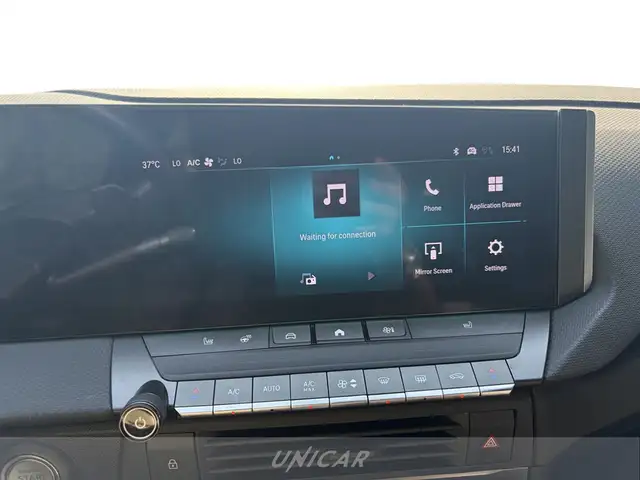 Opel Astra view 11
