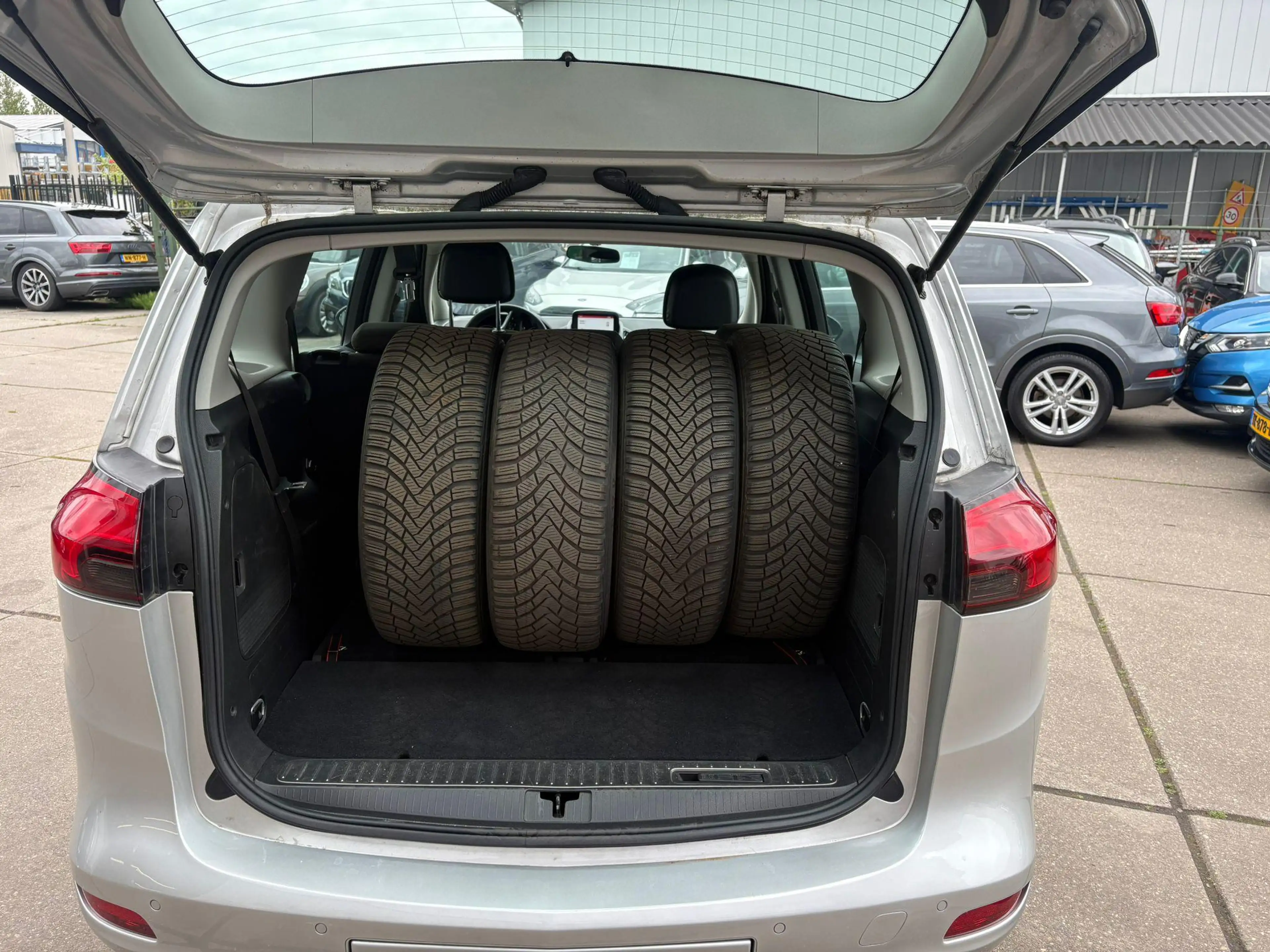 Opel Zafira Tourer 1.4 Edition 7p. Clima, stoel-stuur verwarming, fie — photo 12