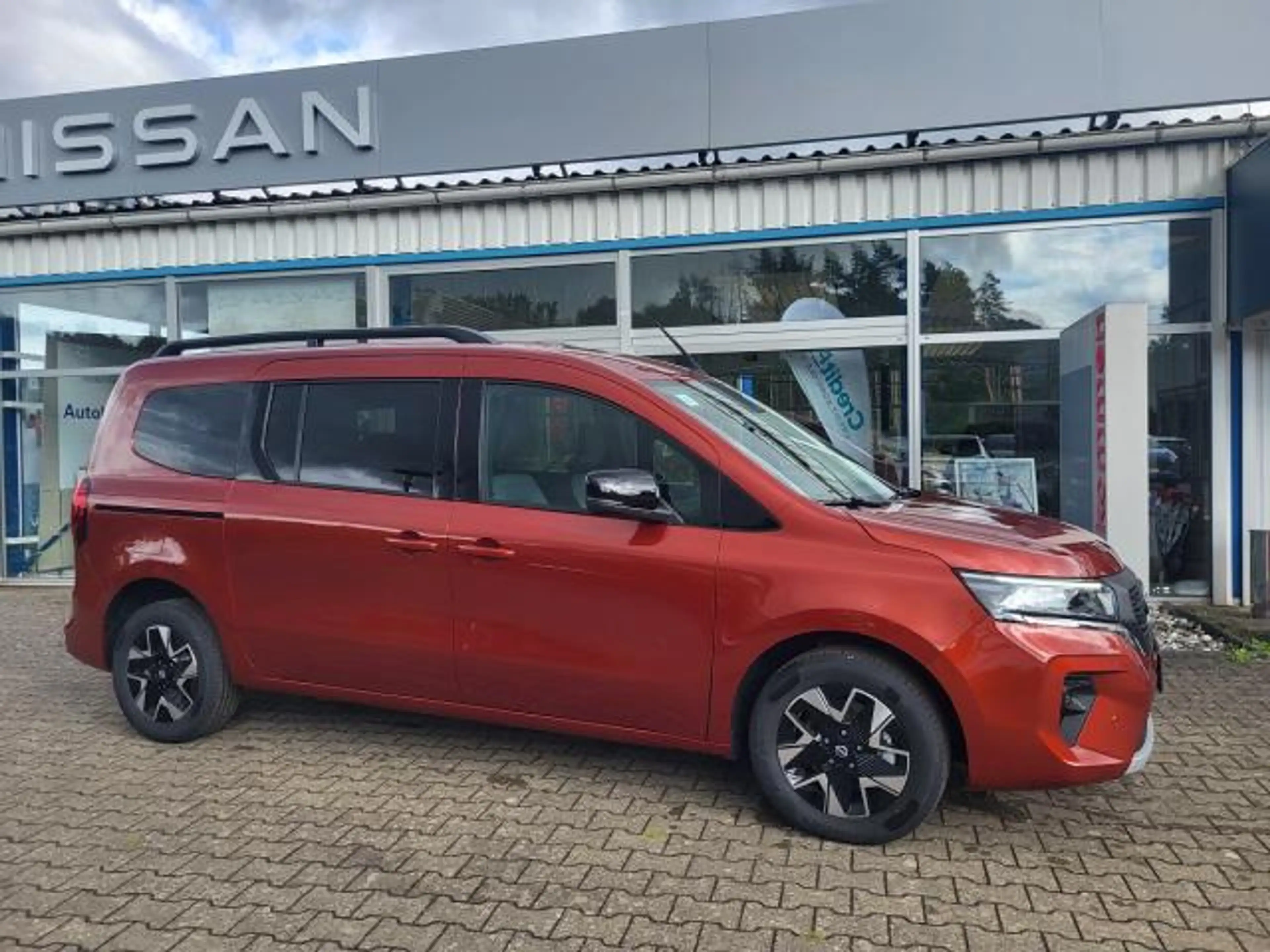 Nissan Townstar KOMBI L2 2,3T AUTOMATIK N-CONNECTA RELING 7SITZER — photo 4