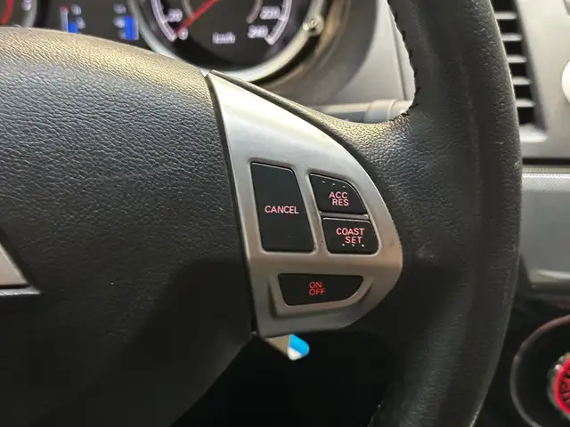 Mitsubishi Lancer view 24