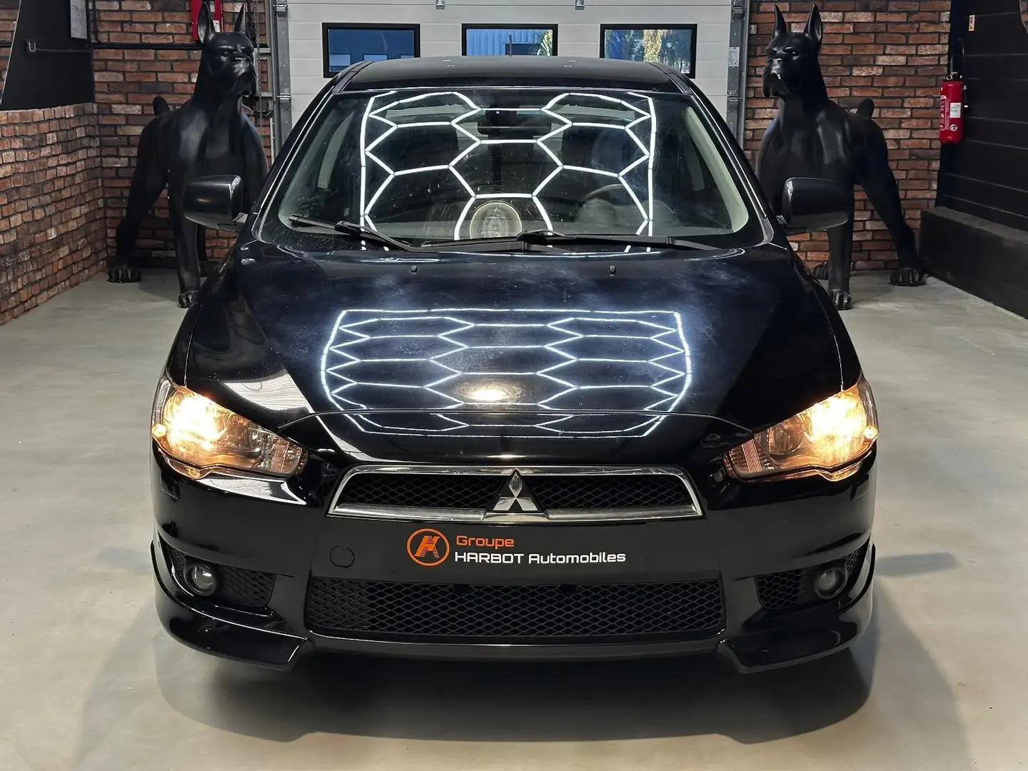 Mitsubishi Lancer 1.8 DOHC 140 INTENSE Schwarz - 2