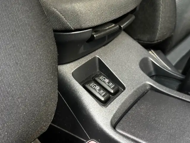 Mitsubishi Lancer view 21