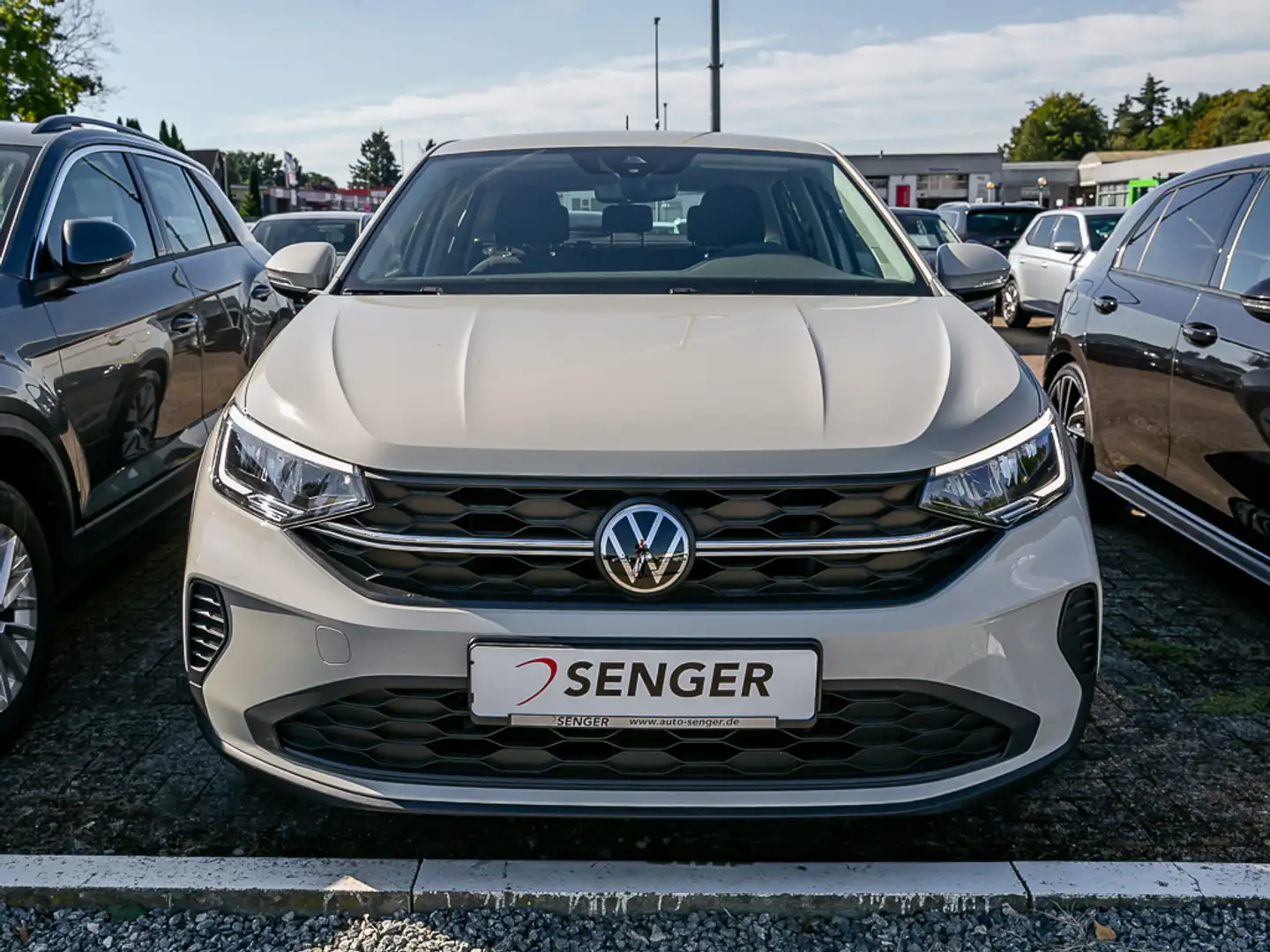 Volkswagen Taigo 1.0 TSI Klima Bluetooth Digitales Cockpit Gris - 2