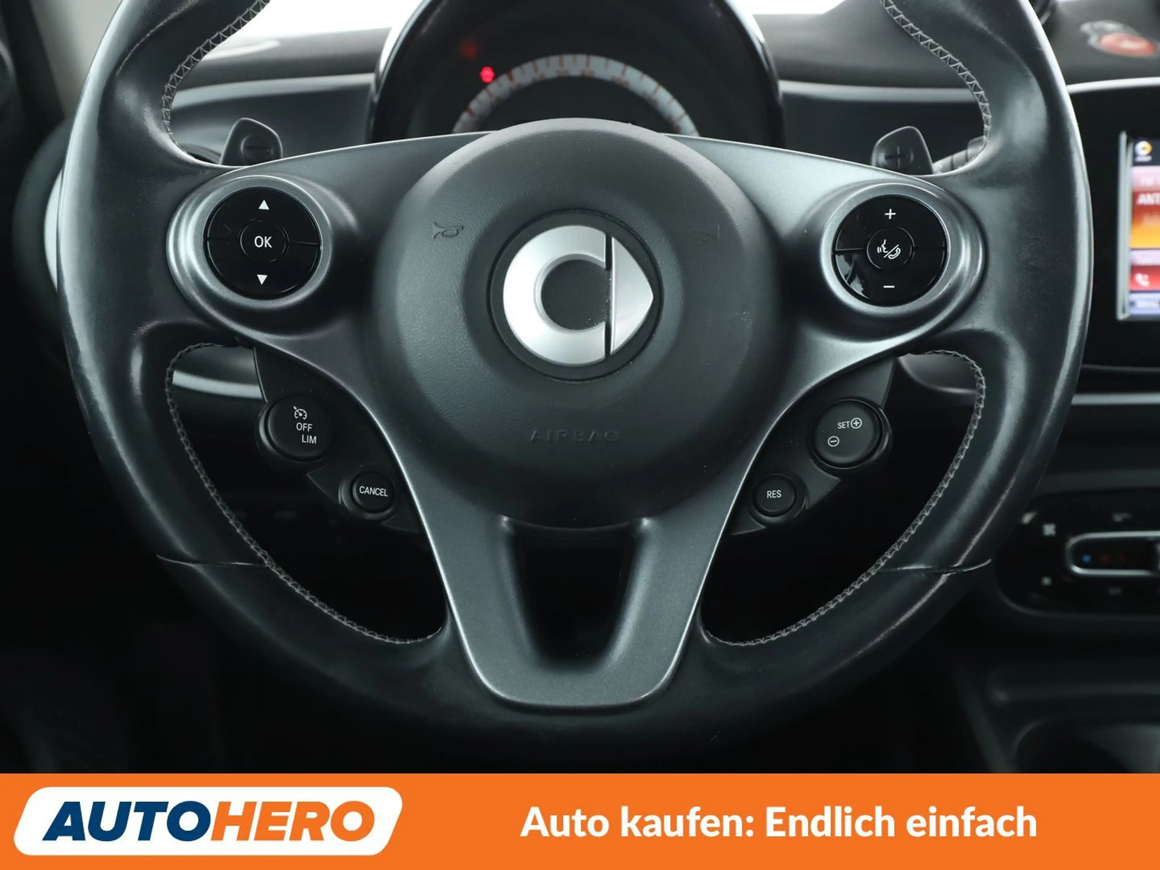 smart forTwo 0.9 Turbo Basis Prime Aut.*TEMPO*CAM*SHZ* — photo 19
