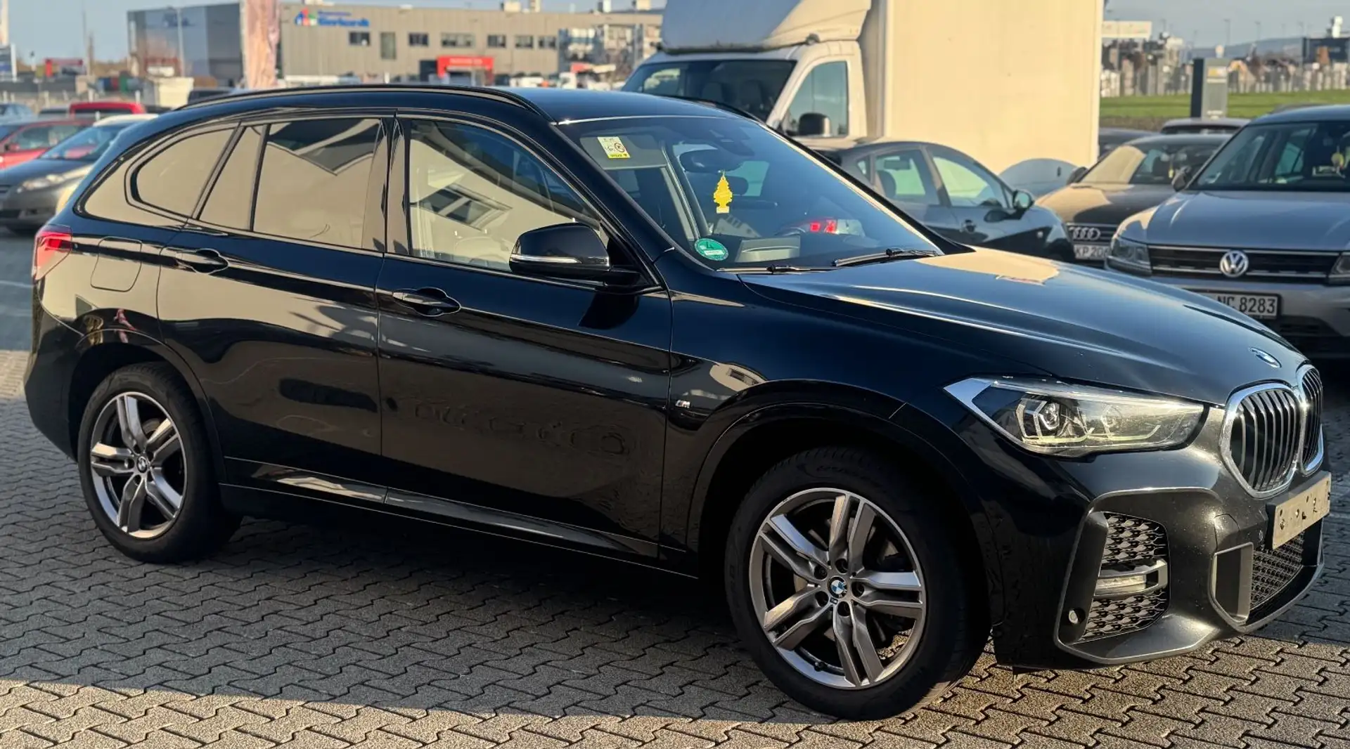 BMW X1 Baureihe X1 sDrive 20 d M Sport 3x M- Paket* Noir - 2