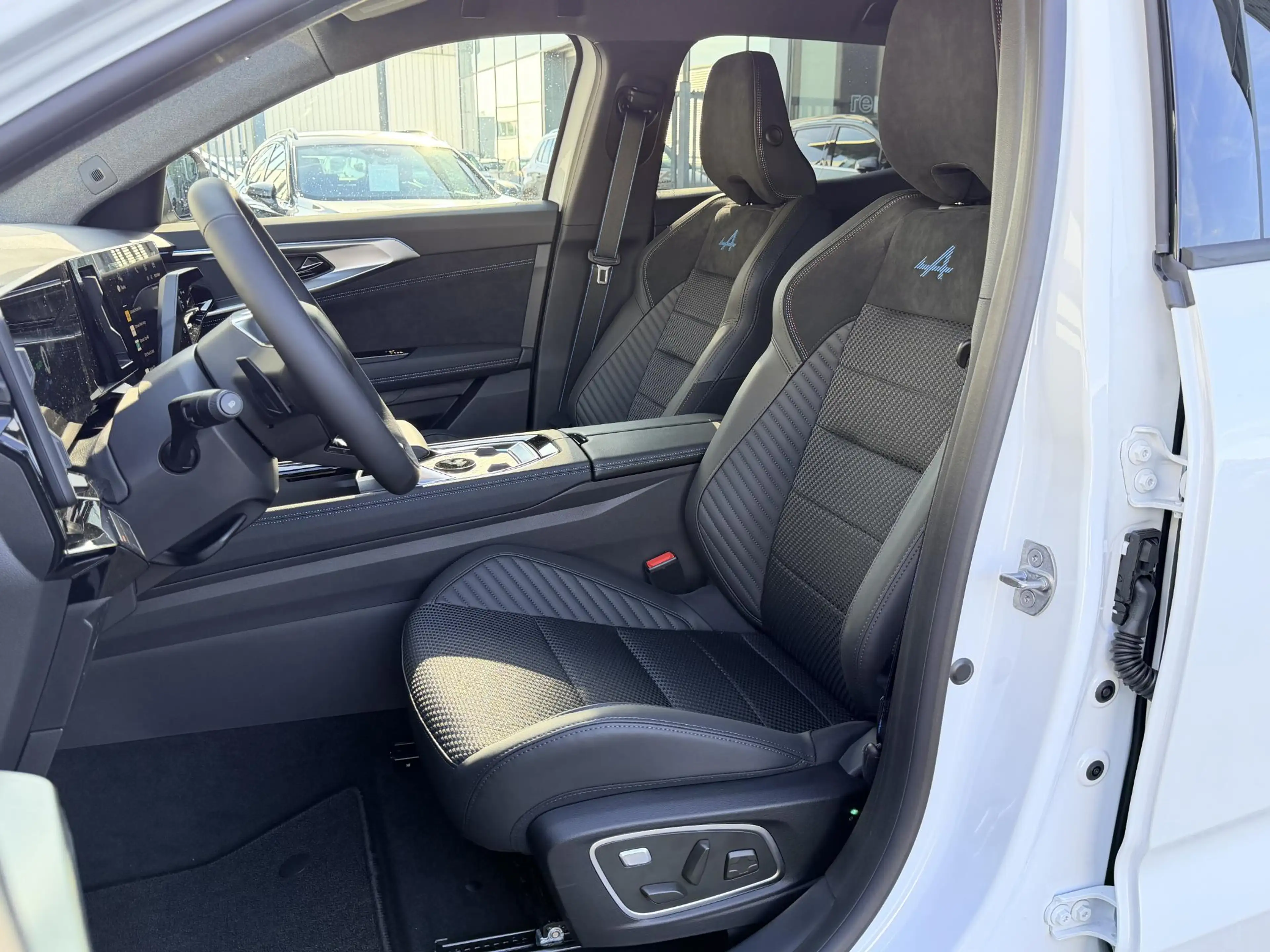 Renault Austral 1.2 E-Tech full hybrid 200 esprit Alpine | DEMO | — photo 7