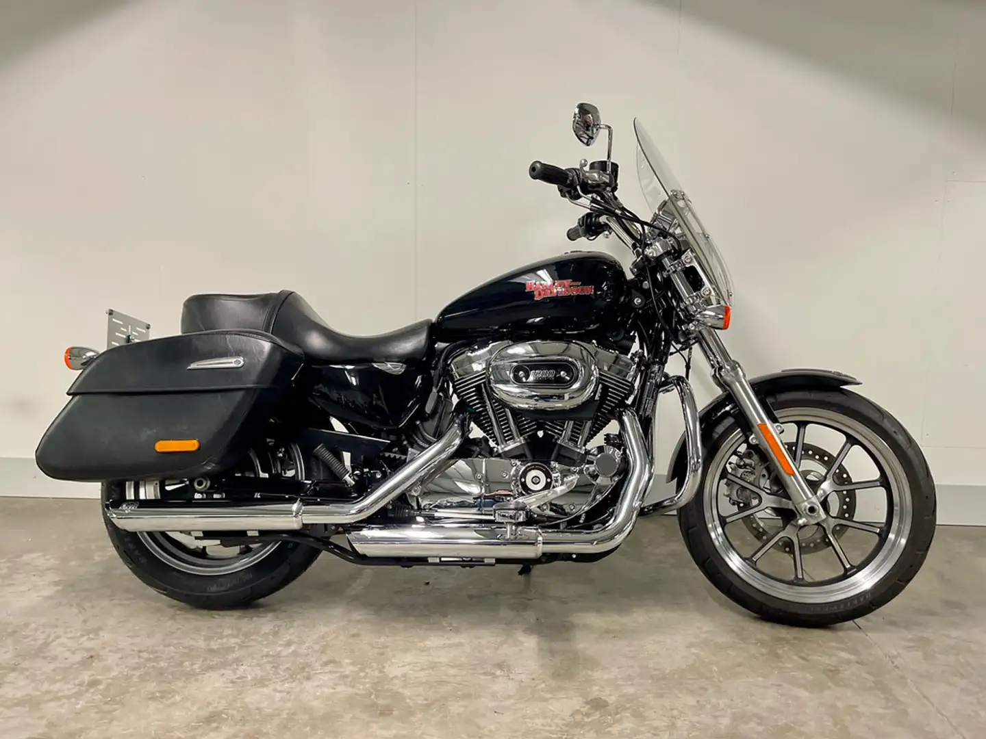 Harley-Davidson Sportster Cruiser XL1200T SUPERLOW Negro - 1