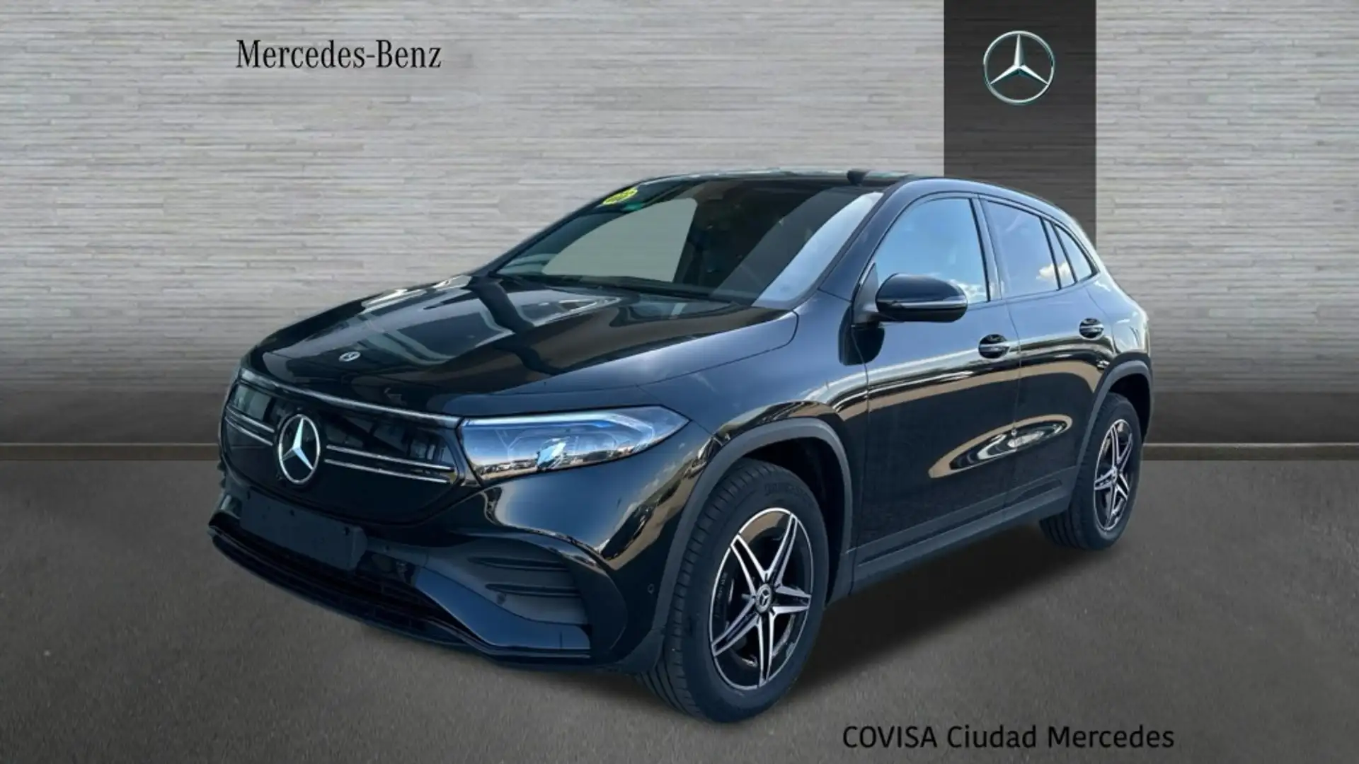 Mercedes-Benz EQA 250 + crna - 1