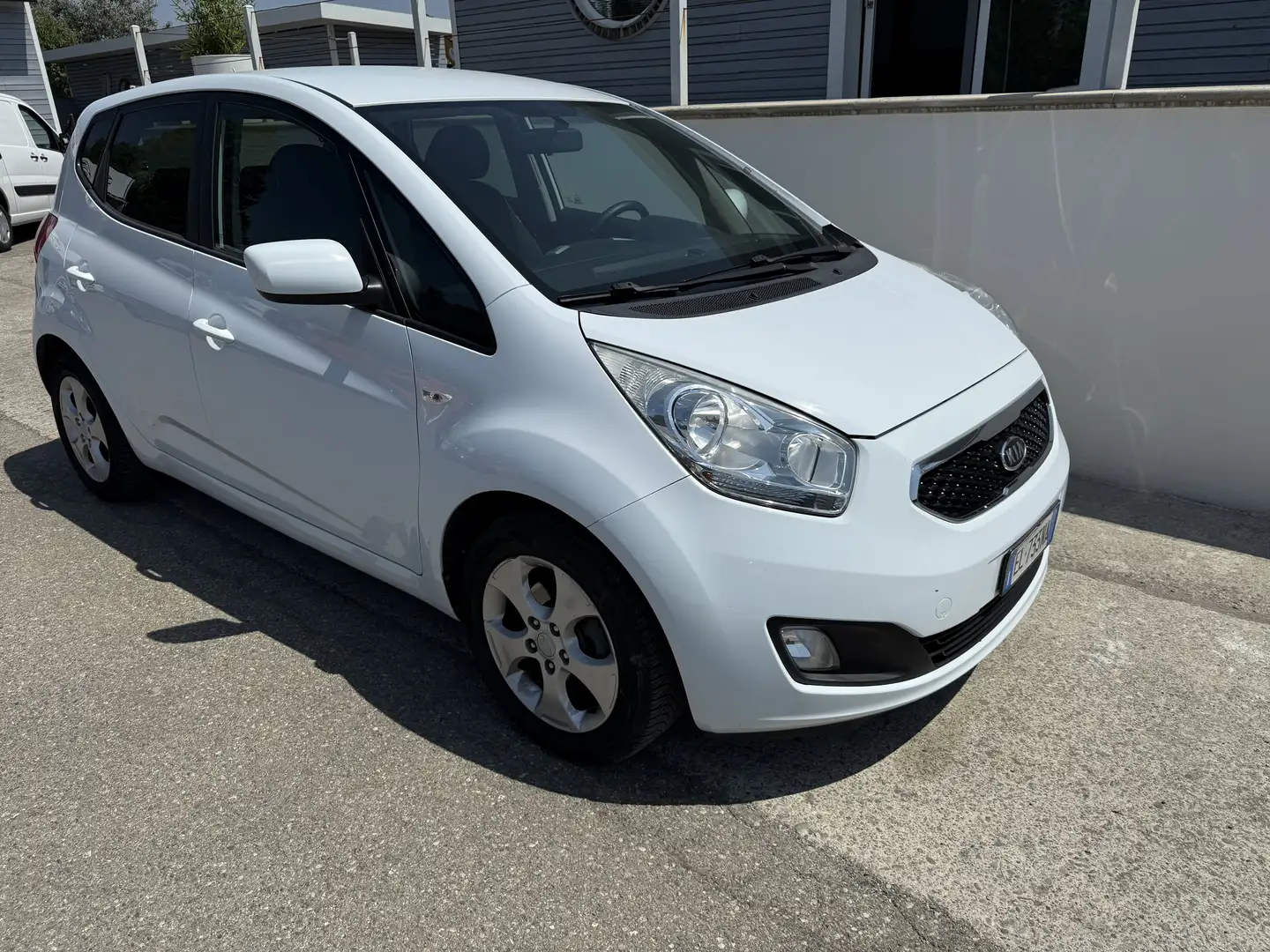Kia Venga 1.4 crdi Fullsky 90cv - 2