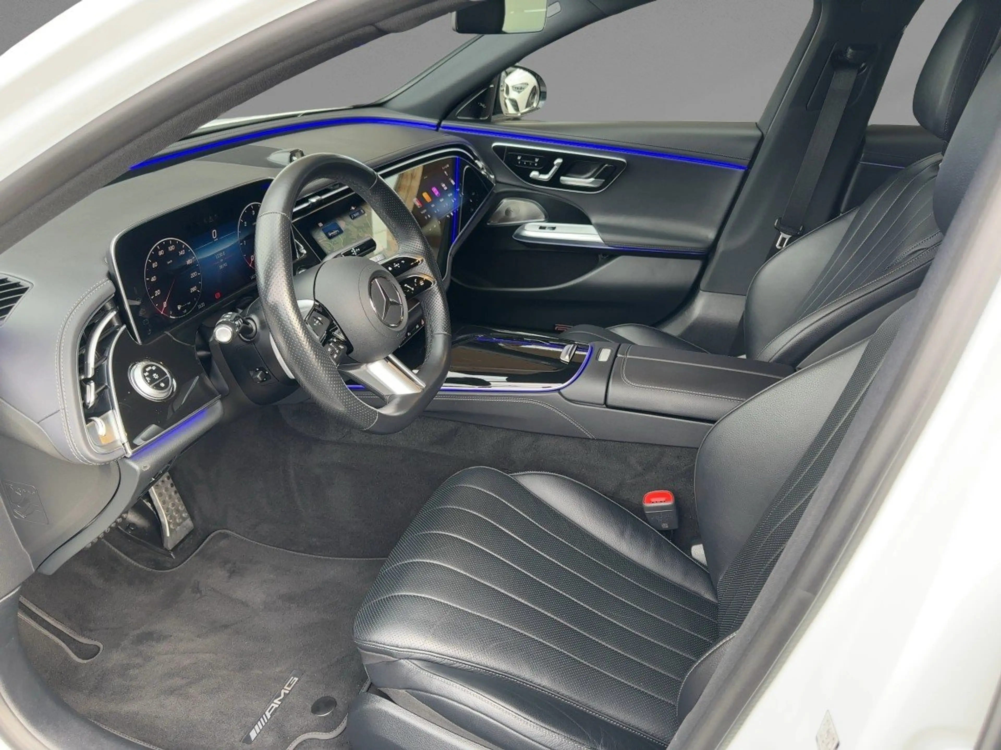 Mercedes-Benz E 220 d 4M T AMG-Line NP:103.030 PREM SUPERSCREEN — photo 8