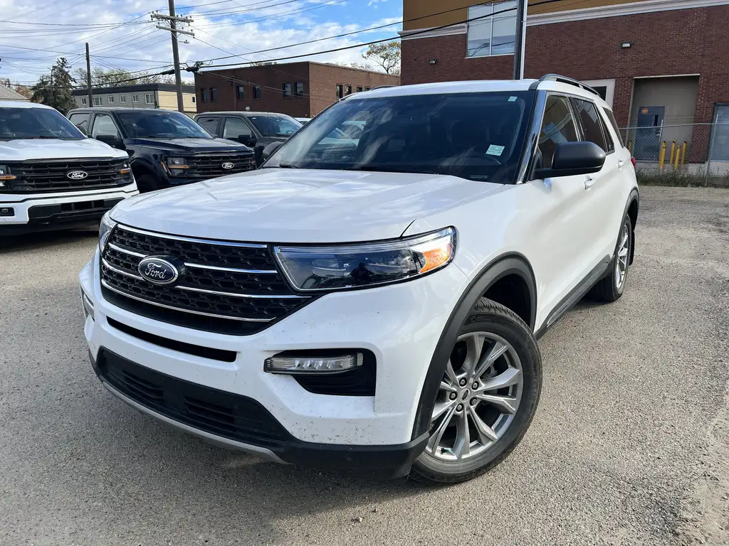 2023 Ford Explorer XLT | Heated Steering Wheel | Co-Pilot 360 | SYNC — photo 2