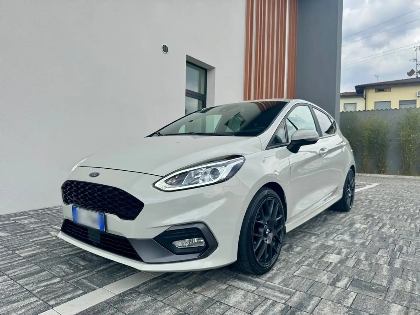 Ford Fiesta Fiesta 5p 1.0 ecoboost ST-Line s Biały - 1