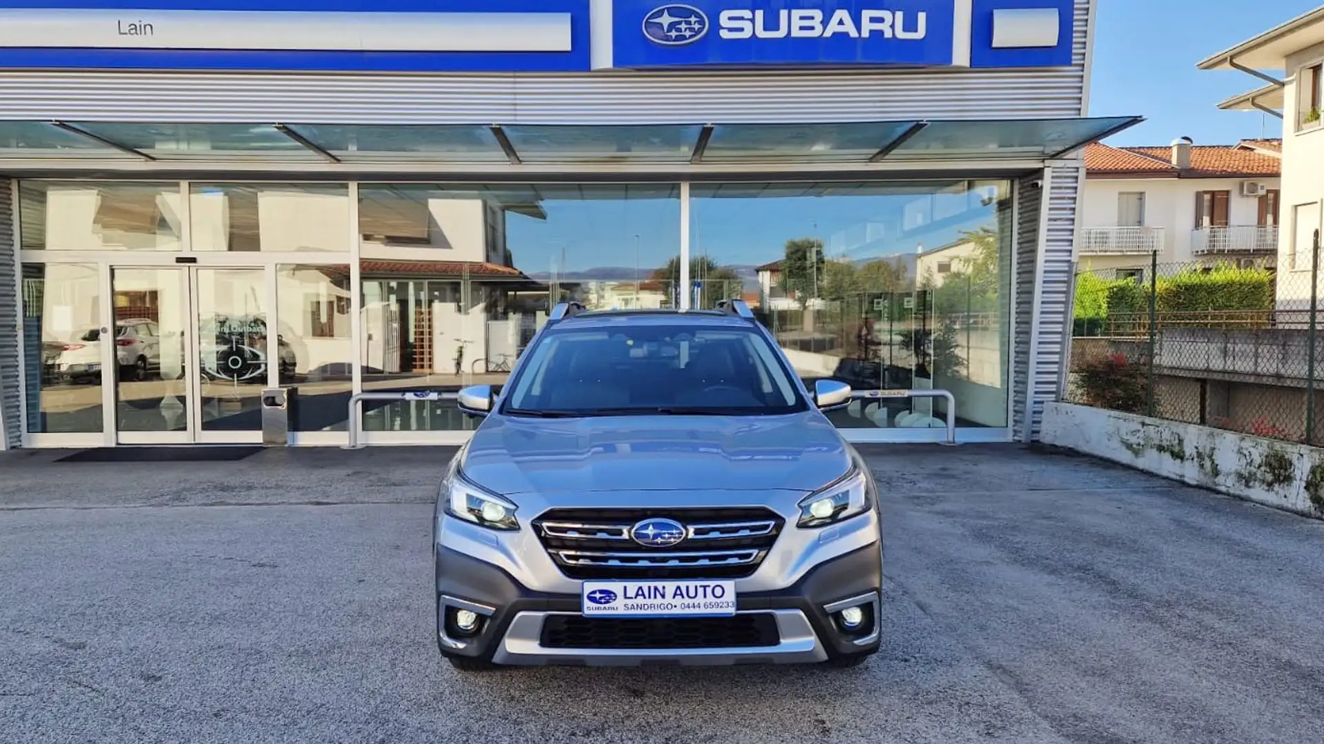 Subaru OUTBACK Outback 2.5i CVT Premium 4x4 - Unico proprietario Argento - 2