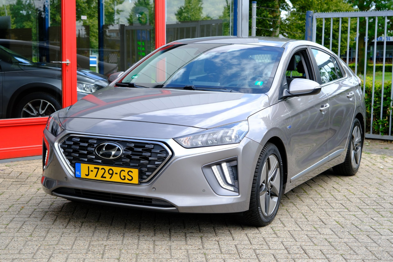 Hyundai IONIQ 1.6 GDi Comfort - Plus Aut. Navi|Cam|Clima|LMV — photo 27
