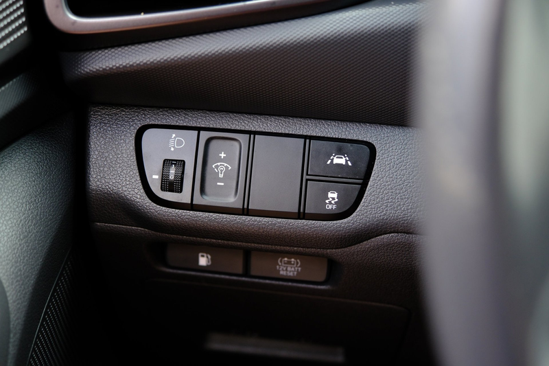 Hyundai IONIQ 1.6 GDi Comfort - Plus Aut. Navi|Cam|Clima|LMV — photo 22