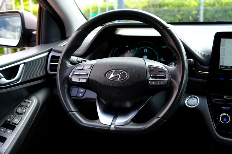 Hyundai IONIQ 1.6 GDi Comfort - Plus Aut. Navi|Cam|Clima|LMV — photo 6