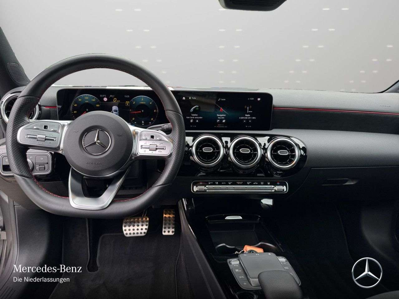 Mercedes-Benz A 220