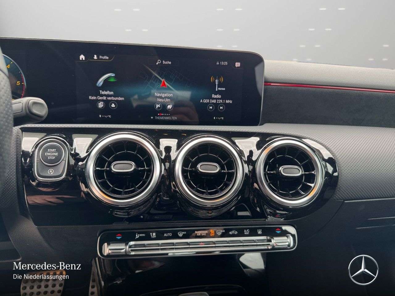 Mercedes-Benz A 220