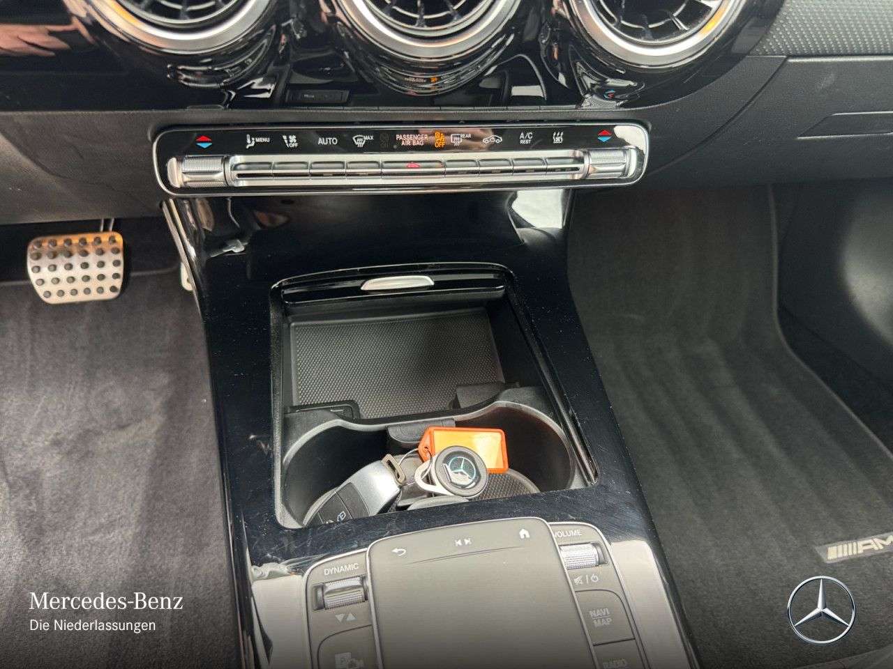 Mercedes-Benz A 220