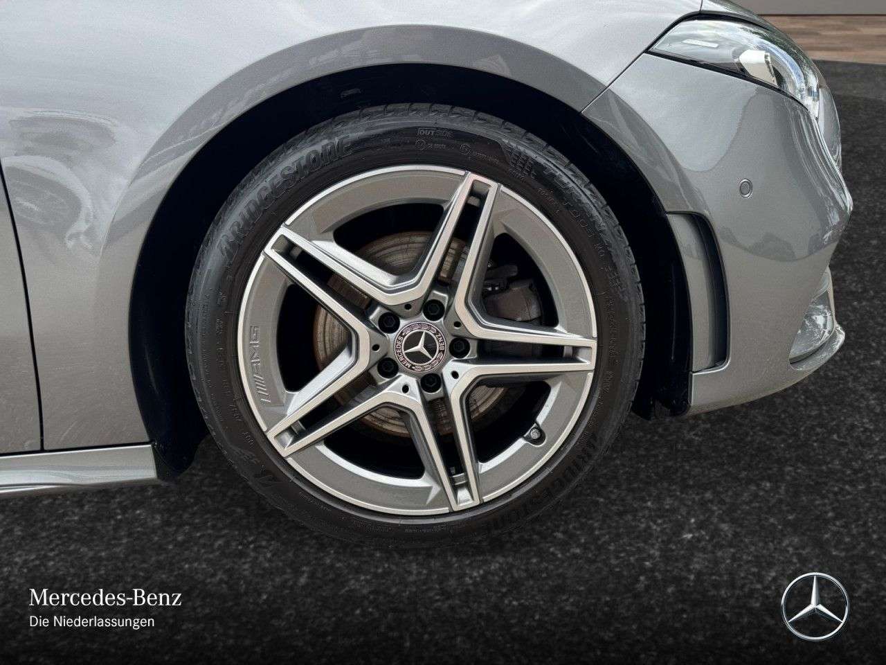 Mercedes-Benz A 220