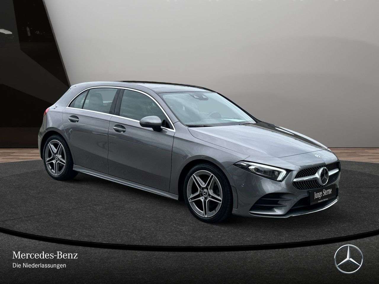 Mercedes-Benz A 220