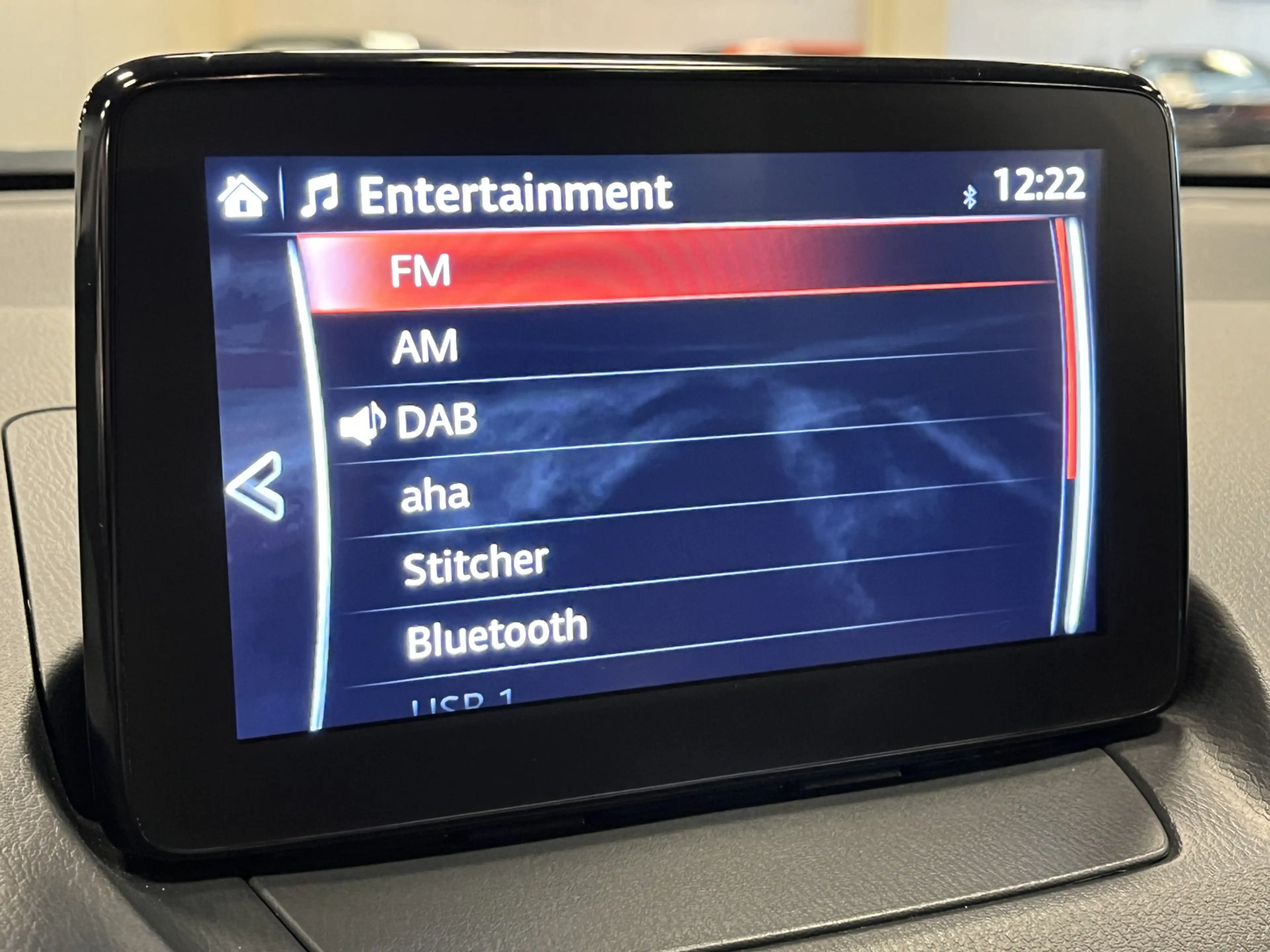 Mazda 2 1.5i SkyActiv-G GT-Luxury 90PK Leder Navi DAB+ Cam — photo 32