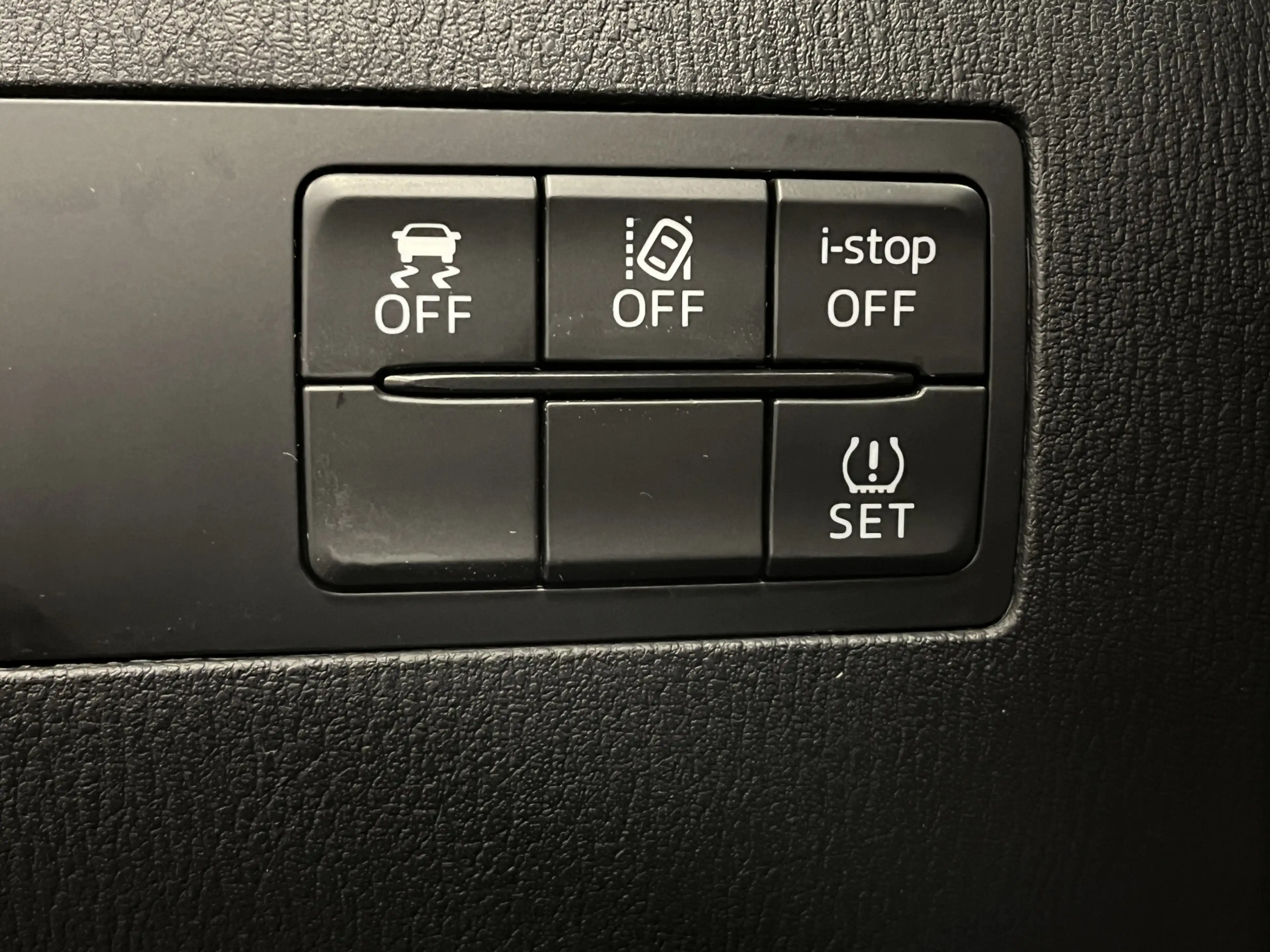 Mazda 2 1.5i SkyActiv-G GT-Luxury 90PK Leder Navi DAB+ Cam — photo 49