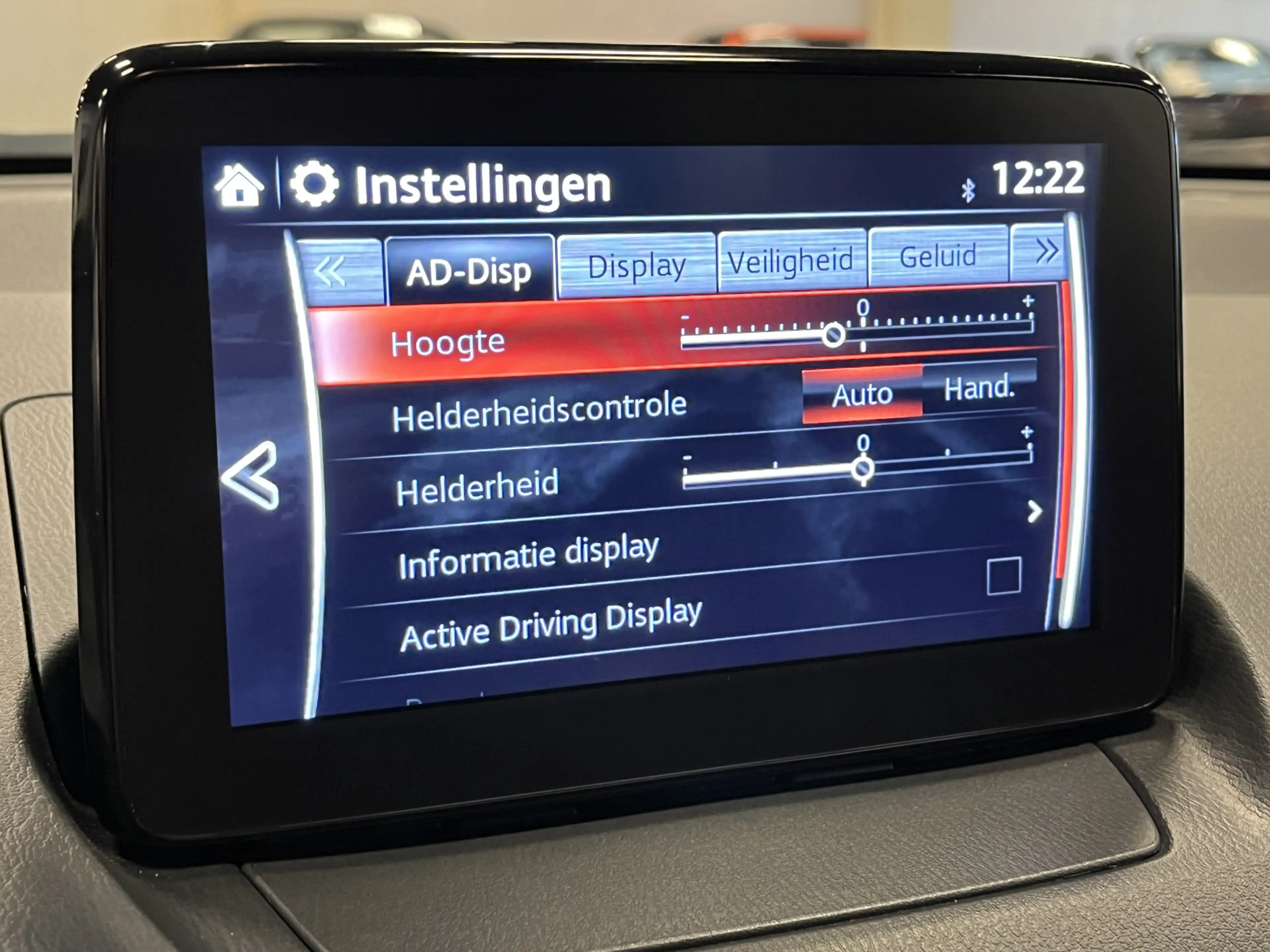 Mazda 2 1.5i SkyActiv-G GT-Luxury 90PK Leder Navi DAB+ Cam — photo 36