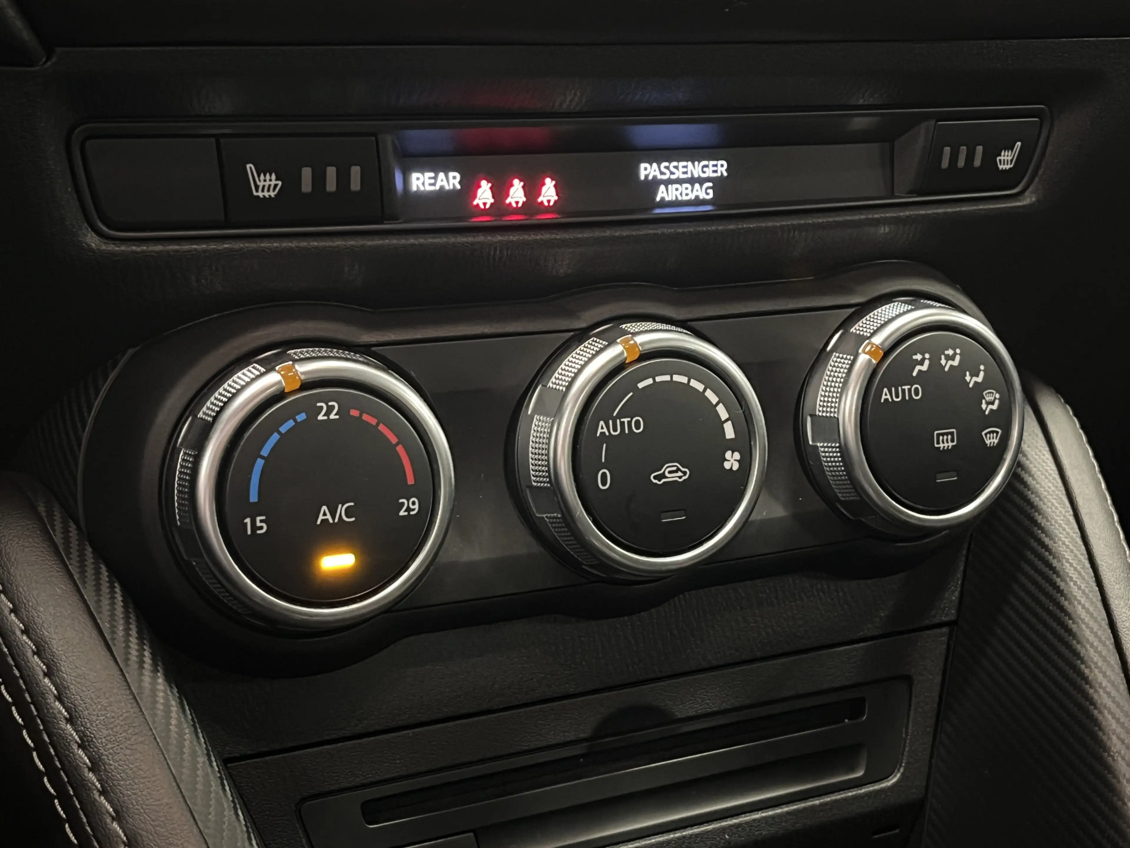 Mazda 2 1.5i SkyActiv-G GT-Luxury 90PK Leder Navi DAB+ Cam — photo 50